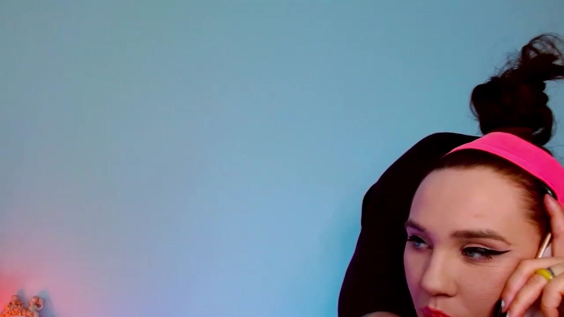 Gallery image thumbnail from AgentRabbit's myfreecams stream on, 05/14/2023, 10:59 image 7 of 20