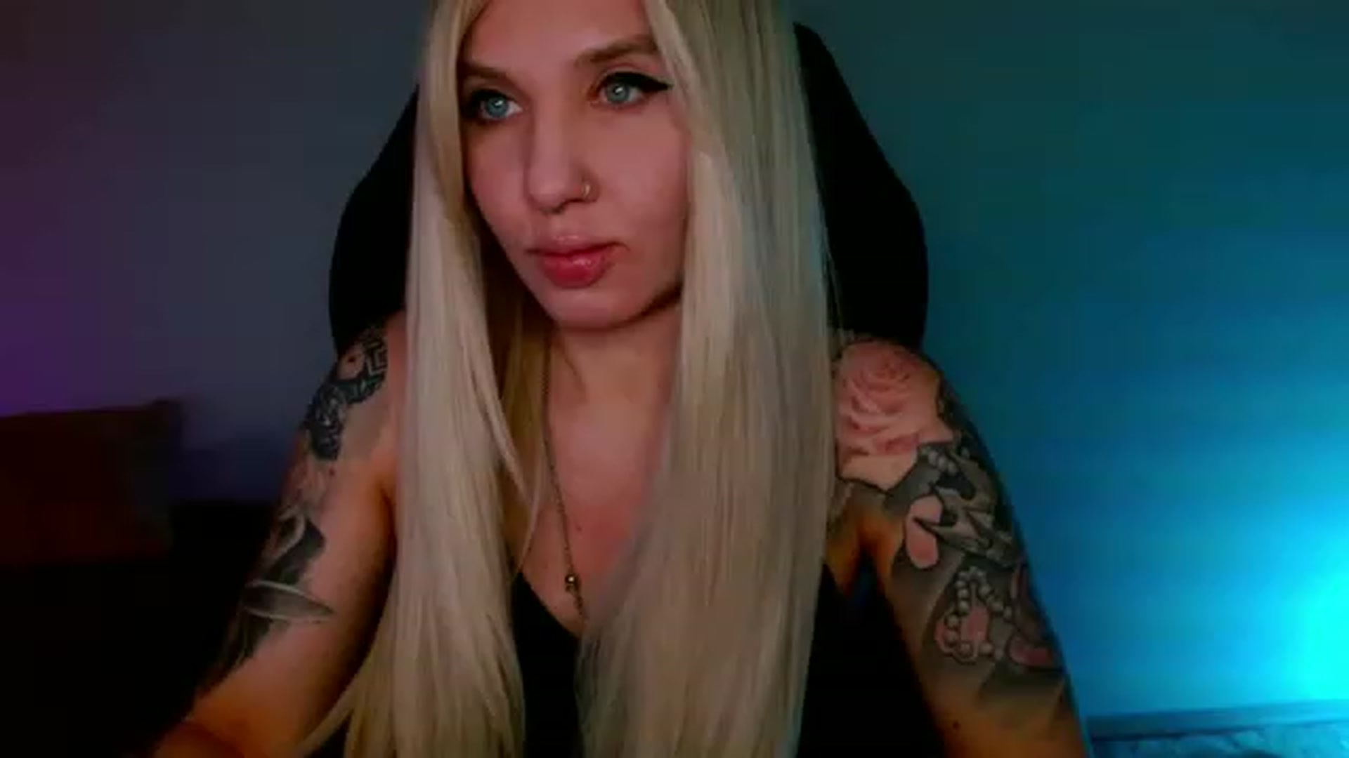 Gallery image thumbnail from AgentRabbit's myfreecams stream on, 06/18/2023, 16:54 image 8 of 20