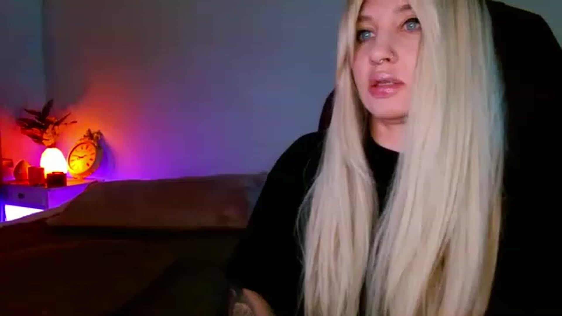 Gallery image thumbnail from AgentRabbit's myfreecams stream on, 06/18/2023, 16:54 image 1 of 20