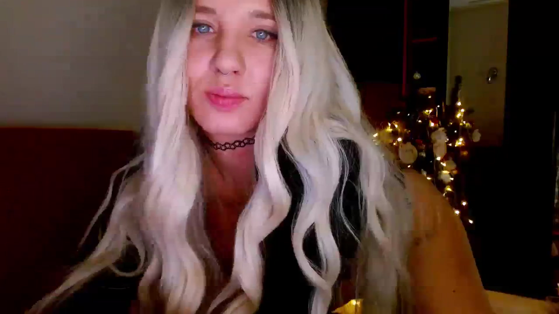 Gallery image thumbnail from AgentRabbit's myfreecams stream on, 12/23/2023, 12:59 image 15 of 20