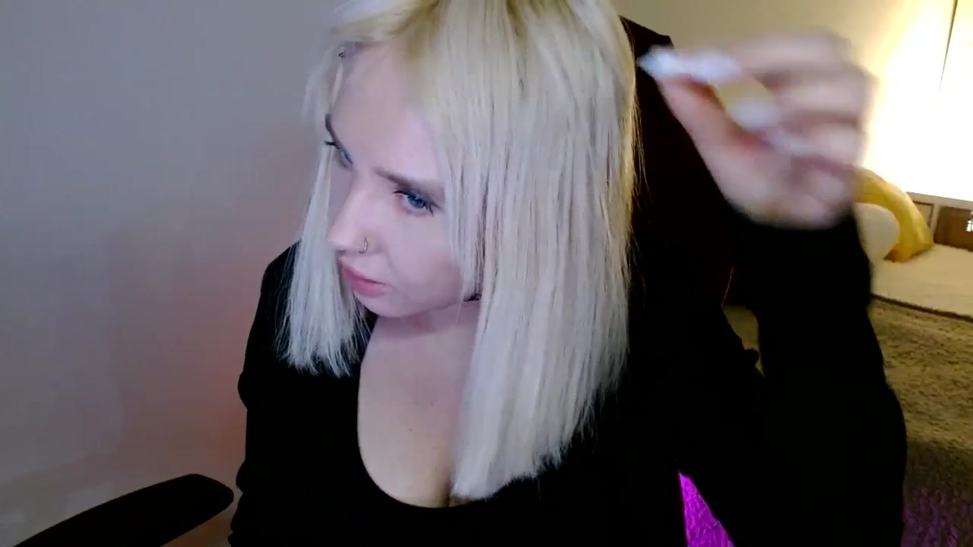 Gallery image thumbnail from AgentRabbit's myfreecams stream on, 01/30/2024, 14:29 image 5 of 20