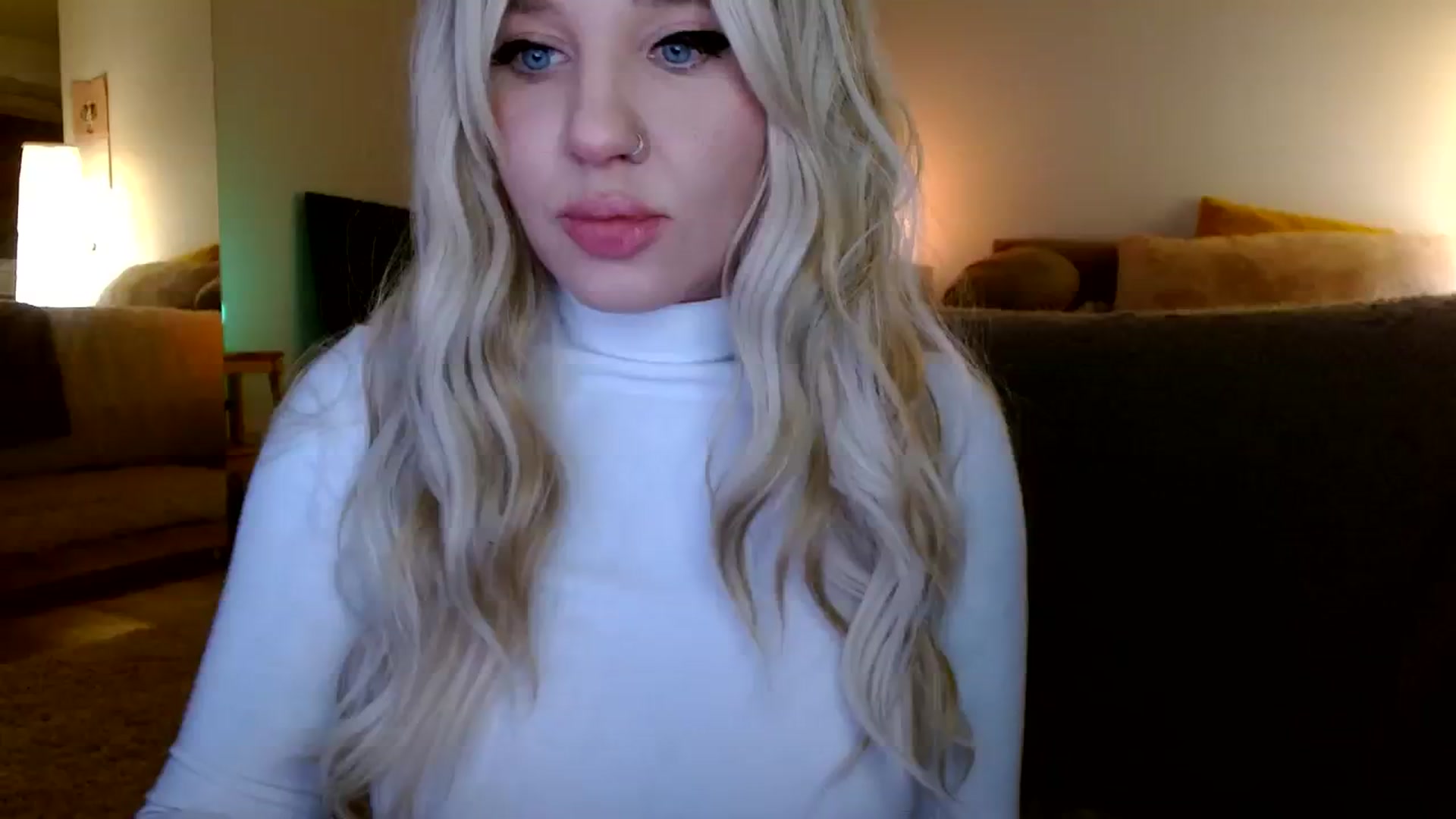 Gallery image thumbnail from AgentRabbit's myfreecams stream on, 02/10/2024, 13:01 image 14 of 20