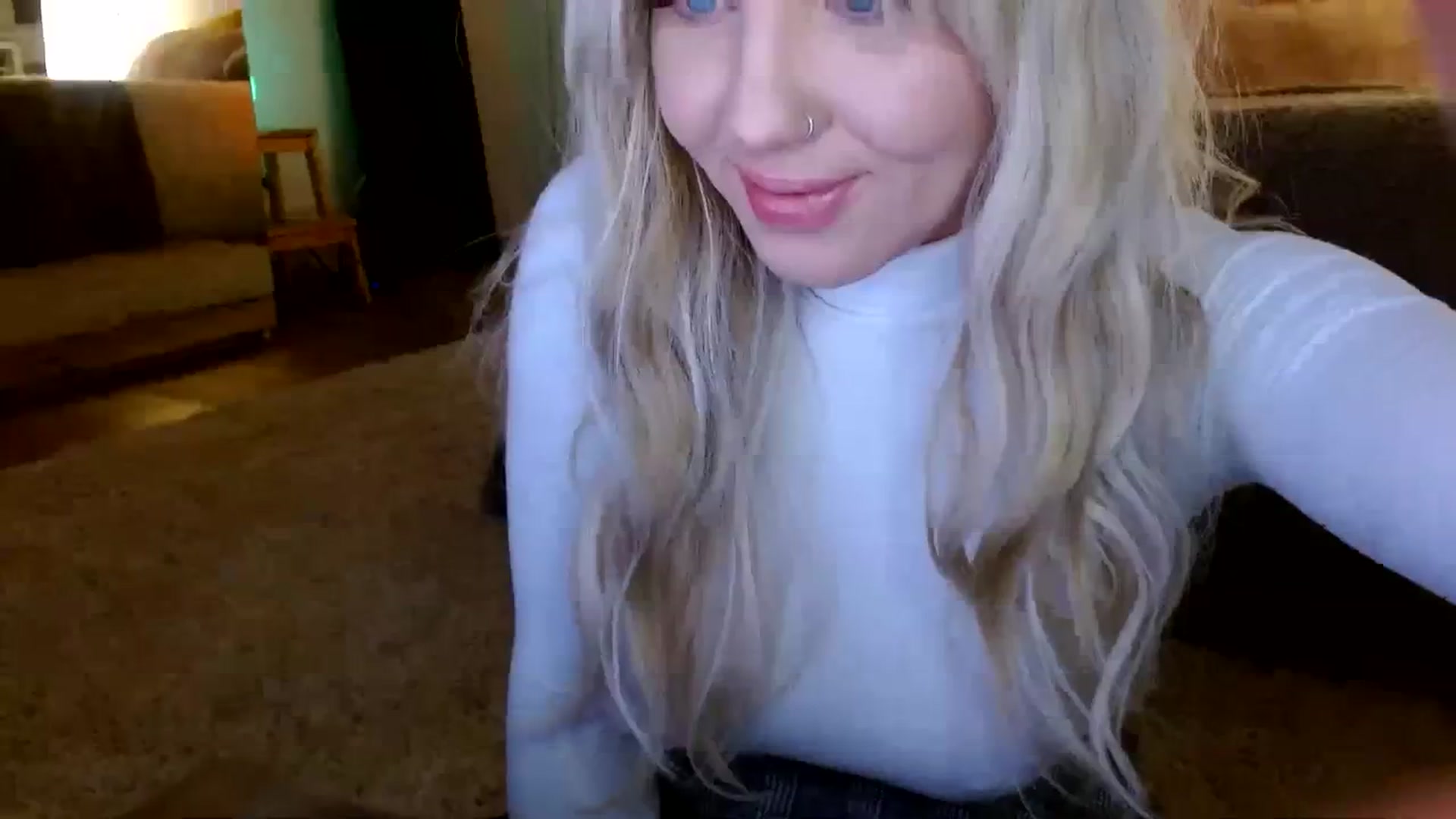 Gallery image thumbnail from AgentRabbit's myfreecams stream on, 02/10/2024, 13:57 image 8 of 20