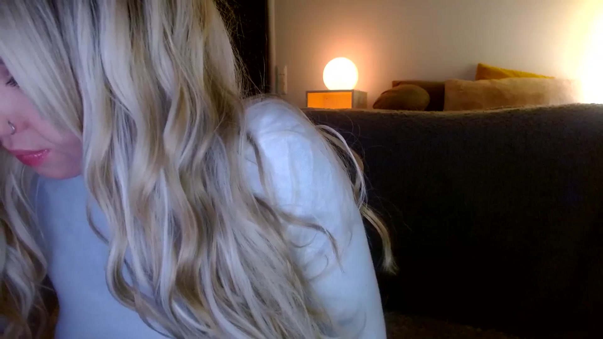 Gallery image thumbnail from AgentRabbit's myfreecams stream on, 02/10/2024, 16:25 image 18 of 20