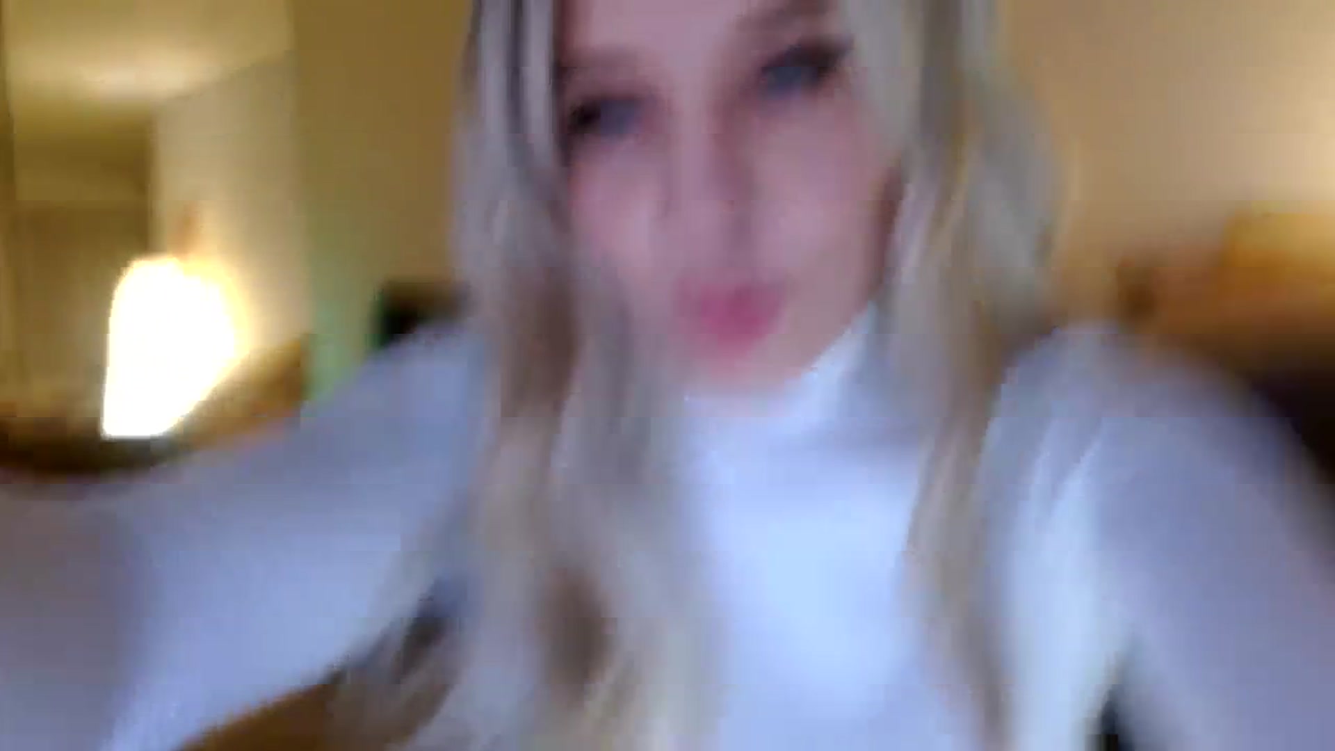 Gallery image thumbnail from AgentRabbit's myfreecams stream on, 02/10/2024, 16:25 image 3 of 20