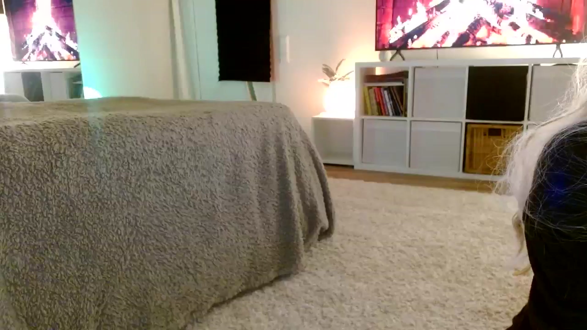 Gallery image thumbnail from AgentRabbit's myfreecams stream on, 02/13/2024, 15:24 image 5 of 20