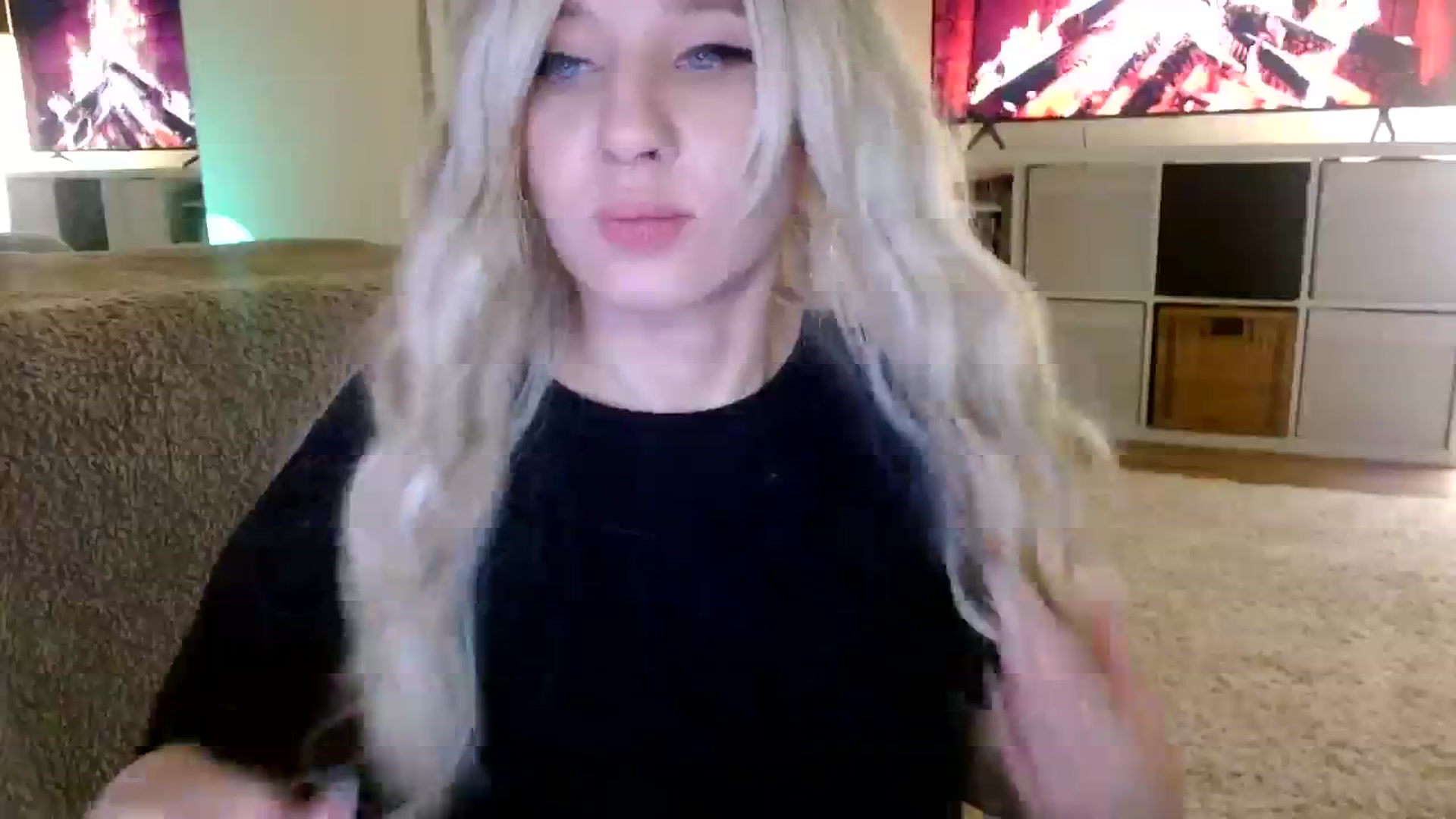 Gallery image thumbnail from AgentRabbit's myfreecams stream on, 02/13/2024, 15:24 image 6 of 20