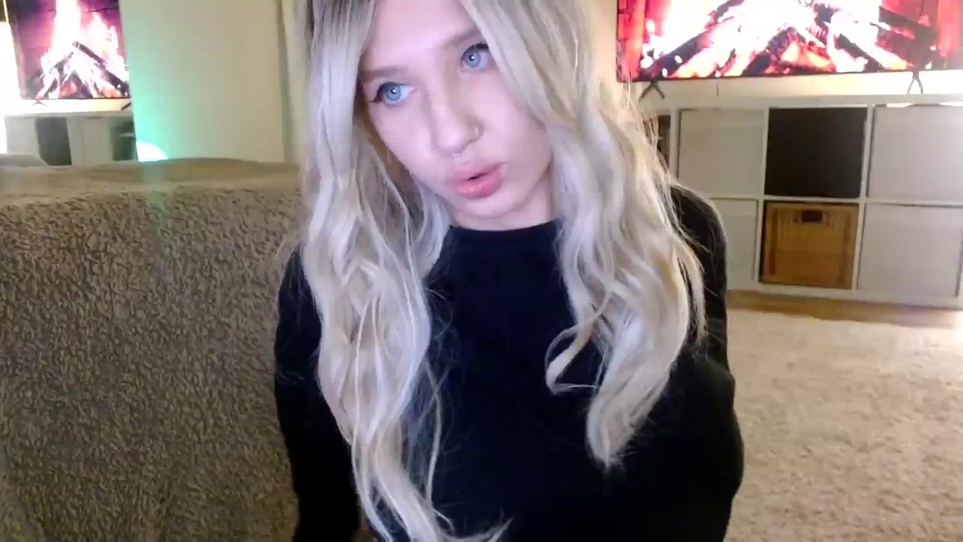 Gallery image thumbnail from AgentRabbit's myfreecams stream on, 02/13/2024, 15:24 image 11 of 20
