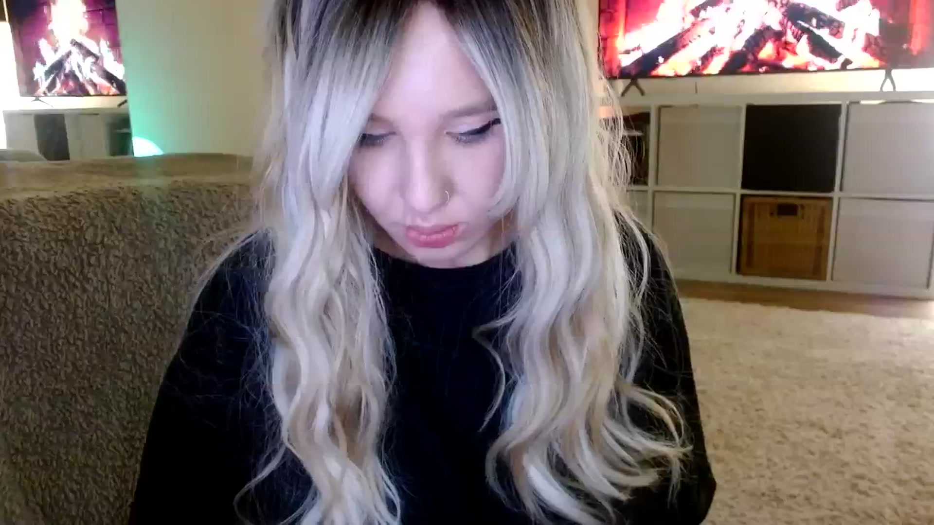 Gallery image thumbnail from AgentRabbit's myfreecams stream on, 02/13/2024, 15:24 image 8 of 20