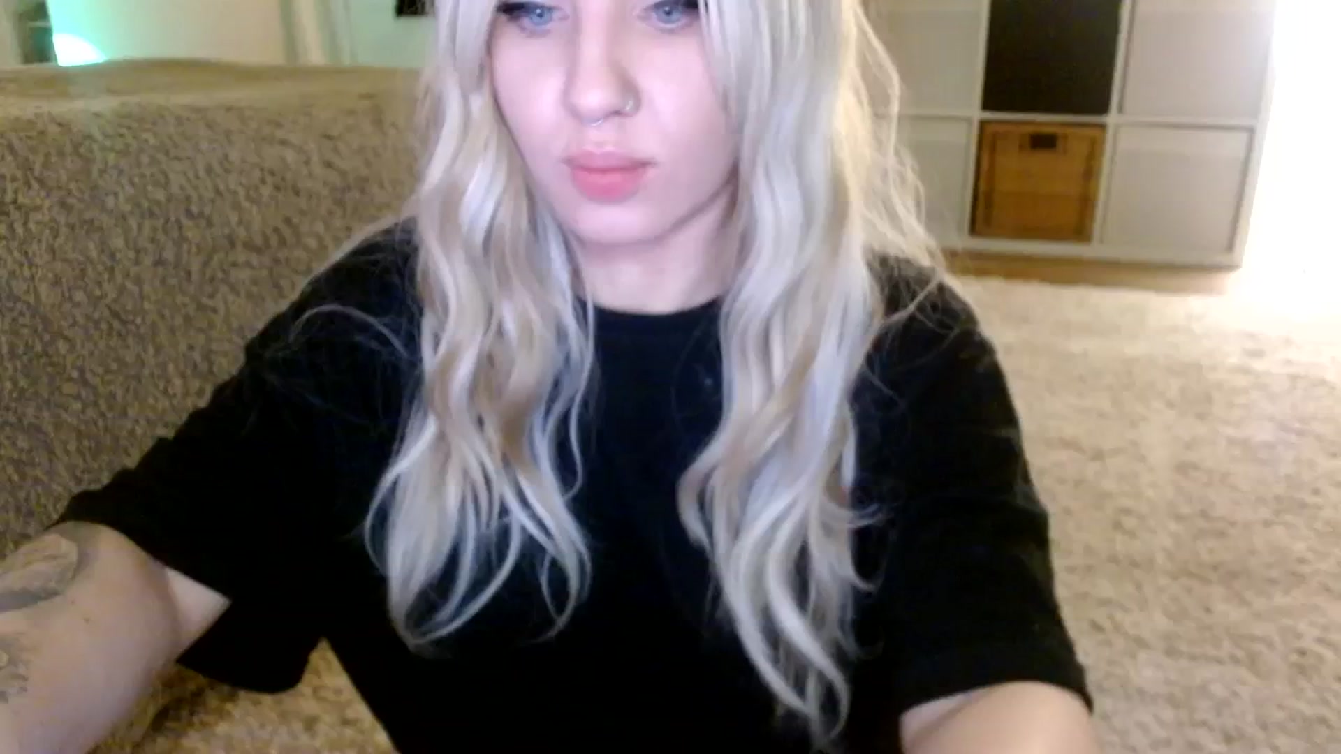 Gallery image thumbnail from AgentRabbit's myfreecams stream on, 02/13/2024, 15:24 image 20 of 20