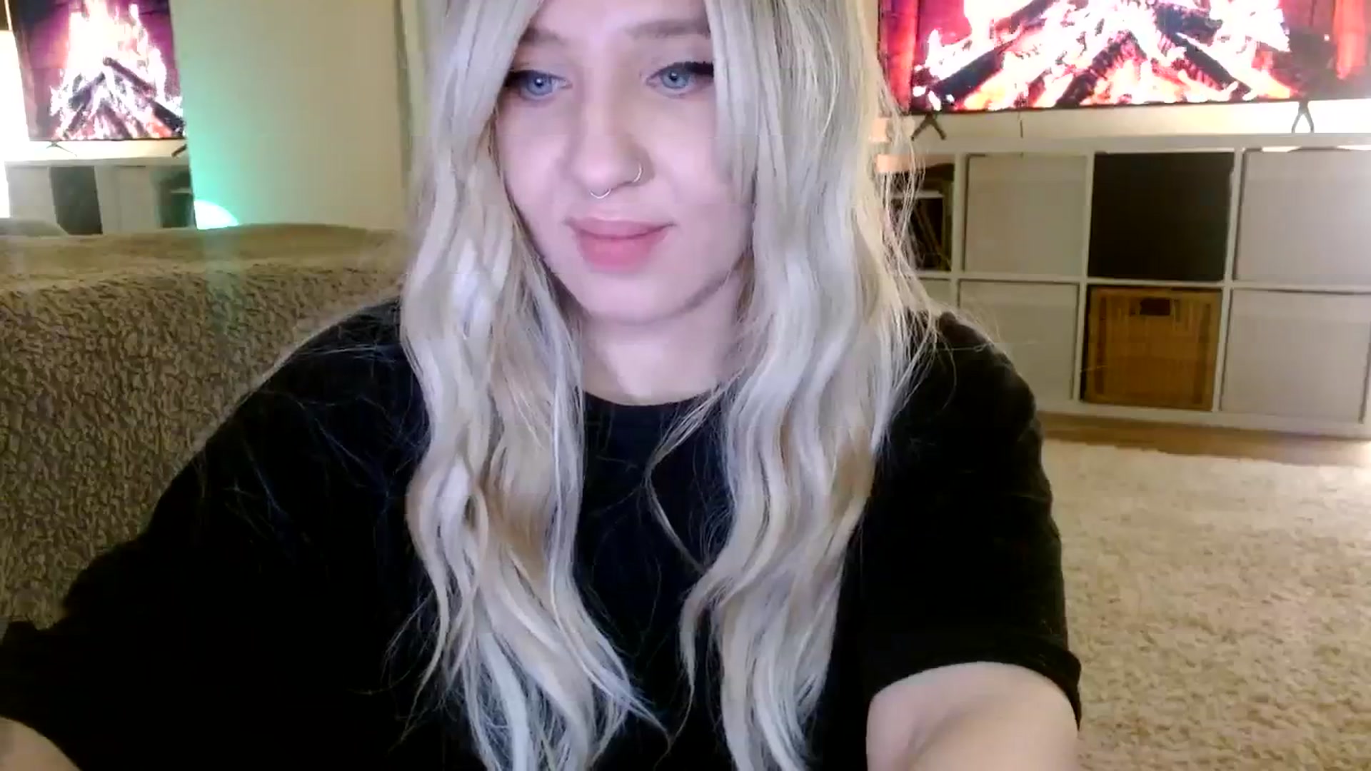 Gallery image thumbnail from AgentRabbit's myfreecams stream on, 02/13/2024, 15:24 image 16 of 20