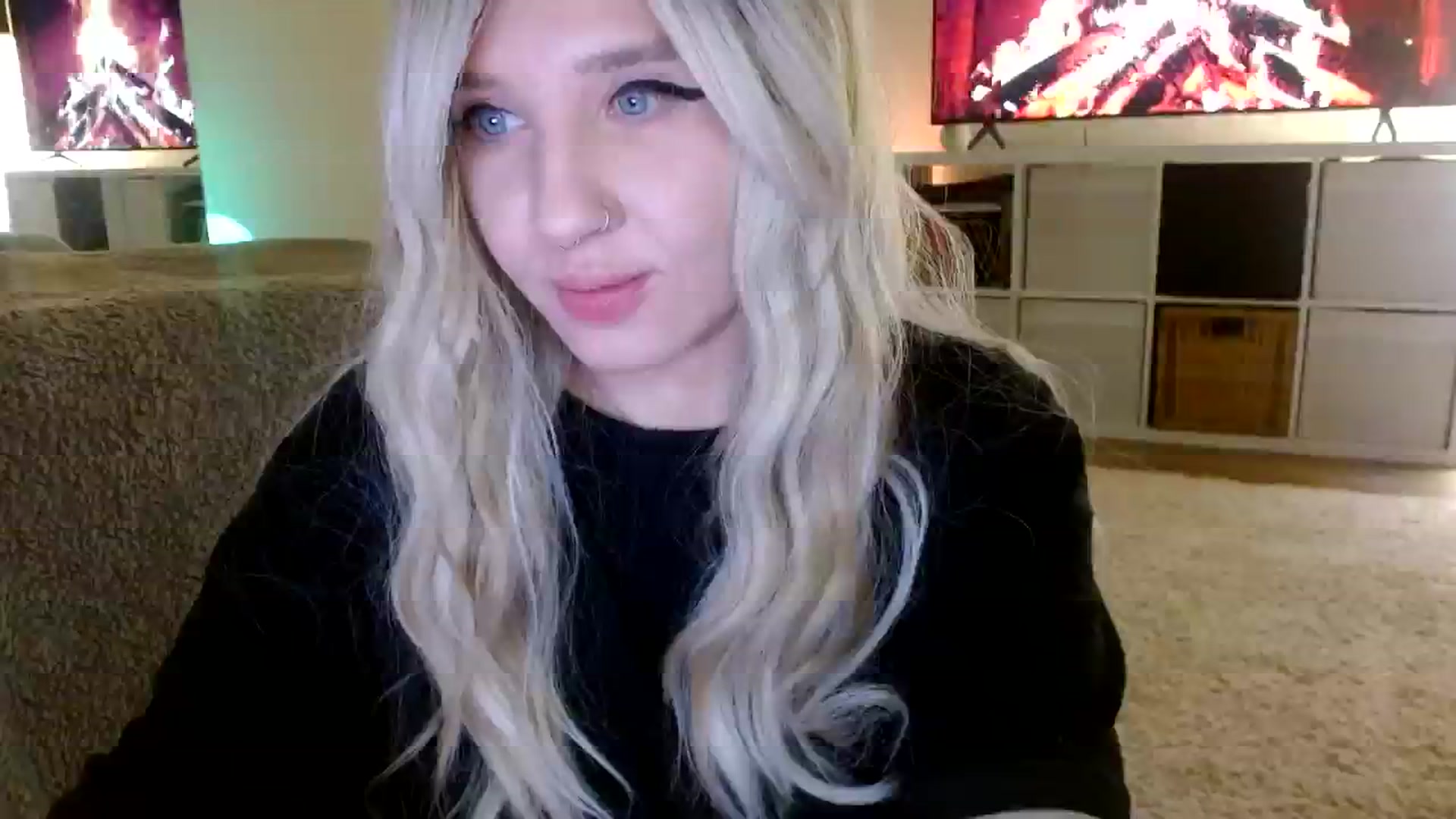 Gallery image thumbnail from AgentRabbit's myfreecams stream on, 02/13/2024, 15:24 image 9 of 20