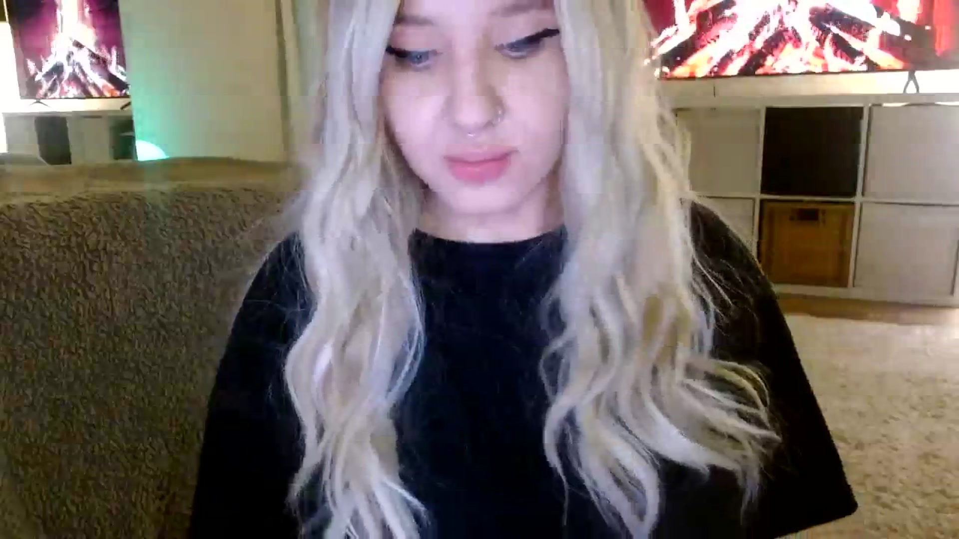 Gallery image thumbnail from AgentRabbit's myfreecams stream on, 02/13/2024, 15:24 image 10 of 20