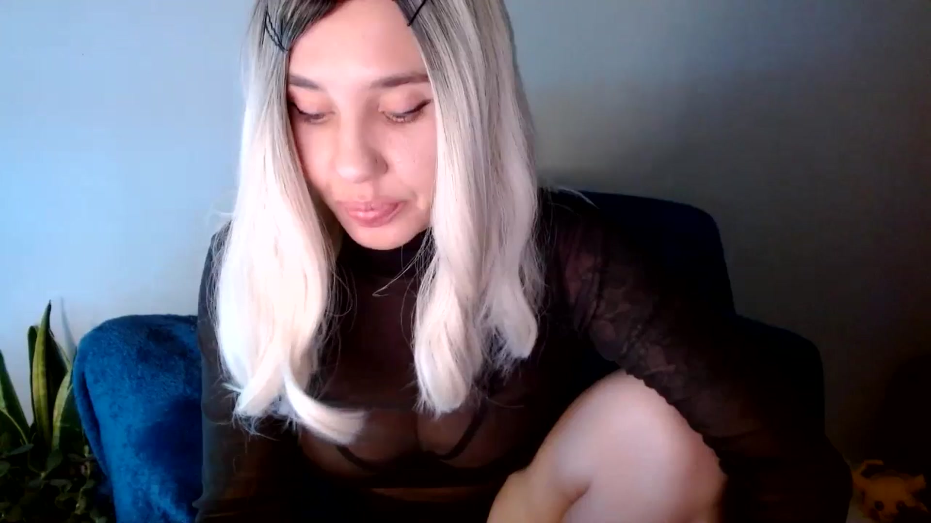 Gallery image thumbnail from AgentRabbit's myfreecams stream on, 04/20/2024, 19:12 image 12 of 20