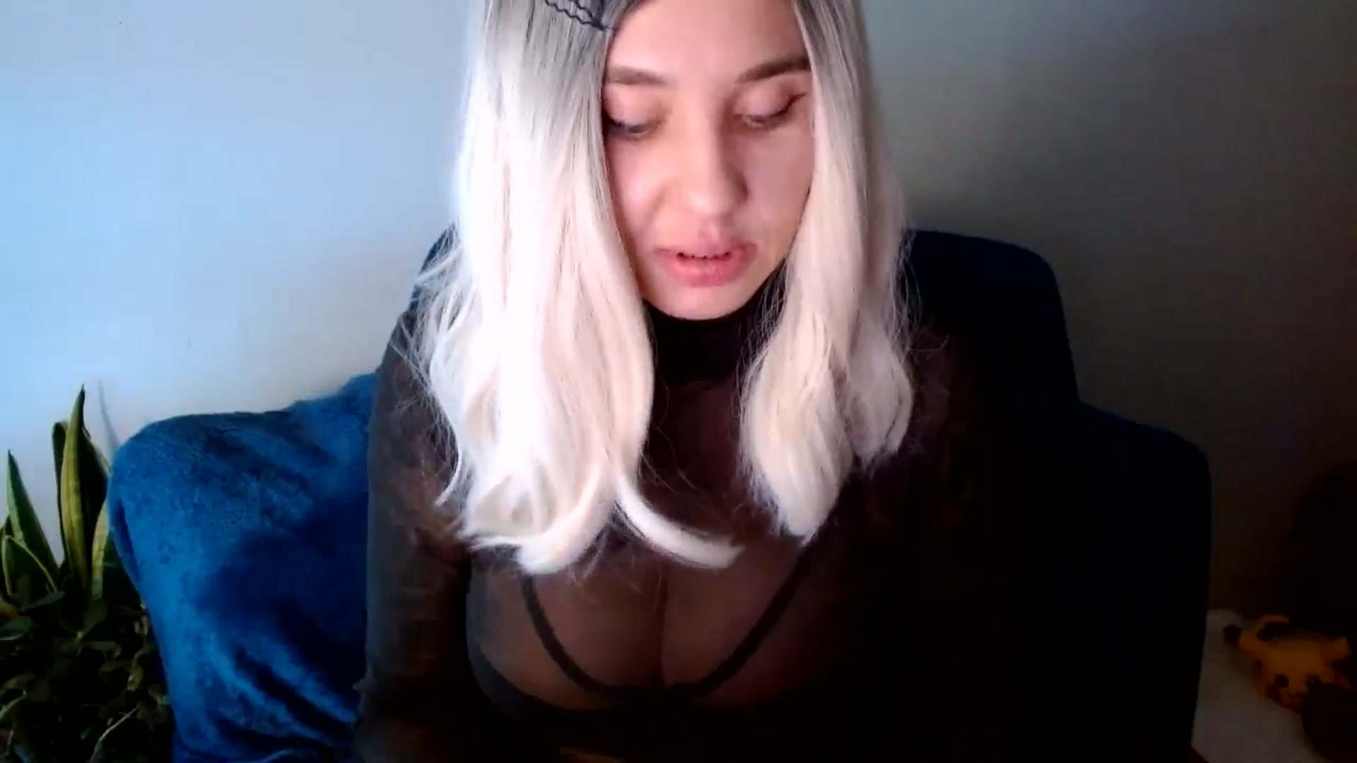 Gallery image thumbnail from AgentRabbit's myfreecams stream on, 04/20/2024, 19:12 image 14 of 20