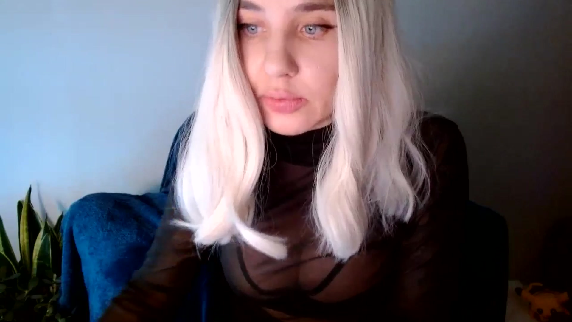 Gallery image thumbnail from AgentRabbit's myfreecams stream on, 04/20/2024, 19:12 image 9 of 20