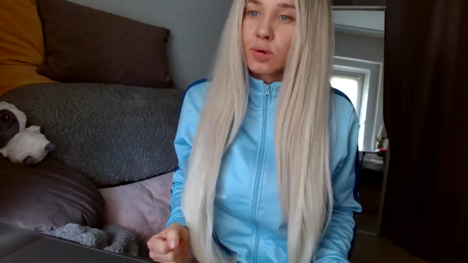 Gallery image thumbnail from AgentRabbit's myfreecams stream on, 05/18/2024, 12:04 image 6 of 20