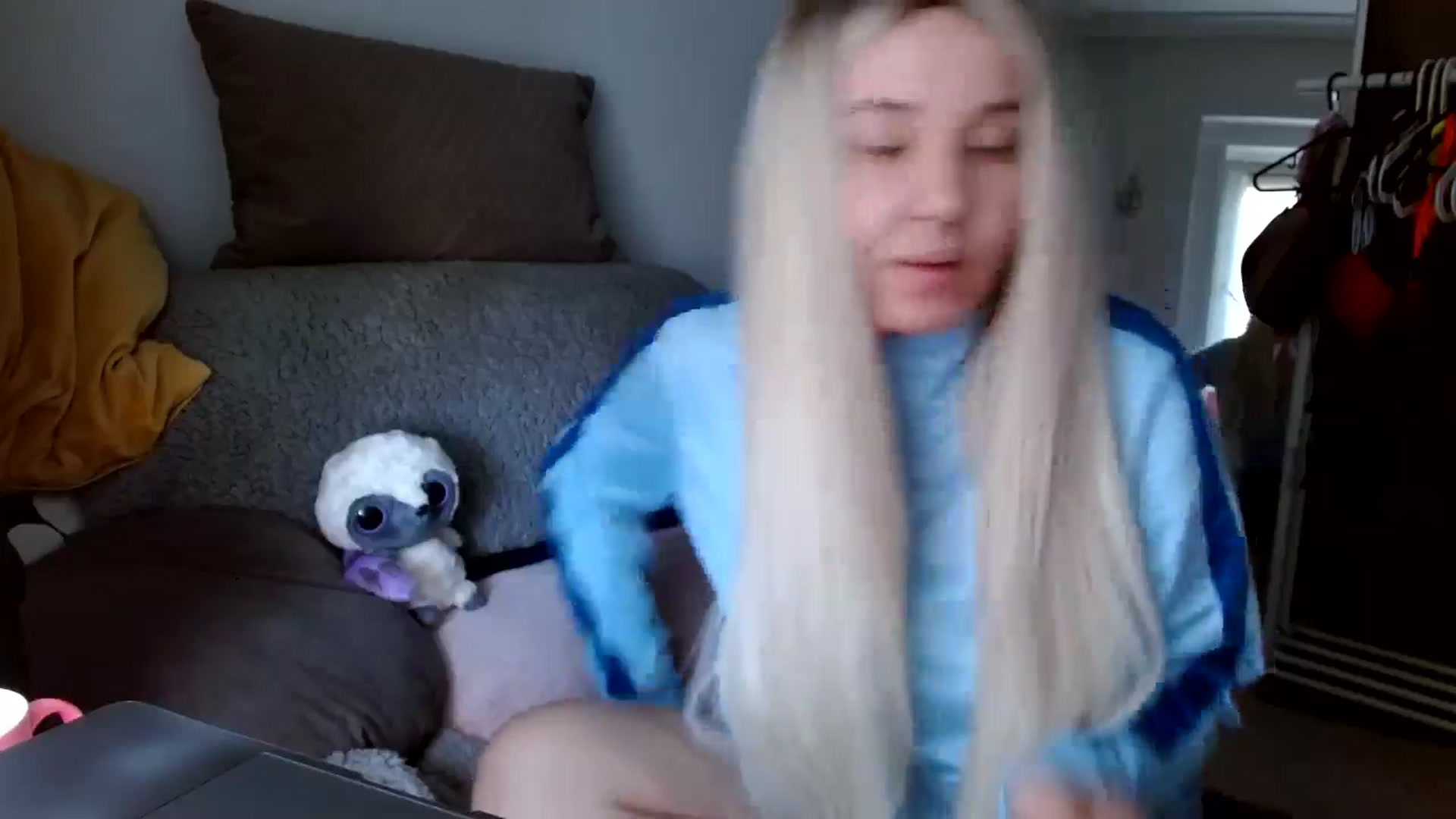 Gallery image thumbnail from AgentRabbit's myfreecams stream on, 05/18/2024, 14:11 image 4 of 20