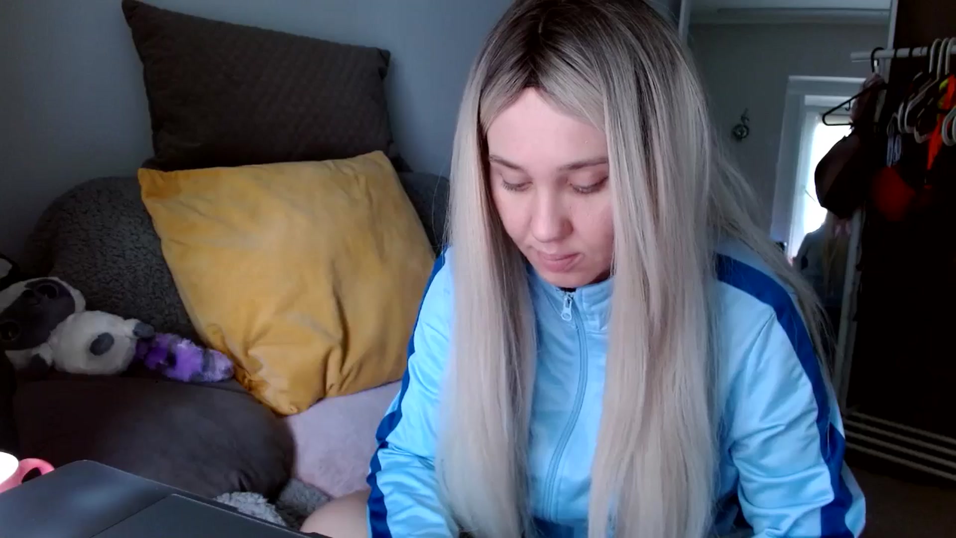 Gallery image thumbnail from AgentRabbit's myfreecams stream on, 05/18/2024, 14:11 image 3 of 20