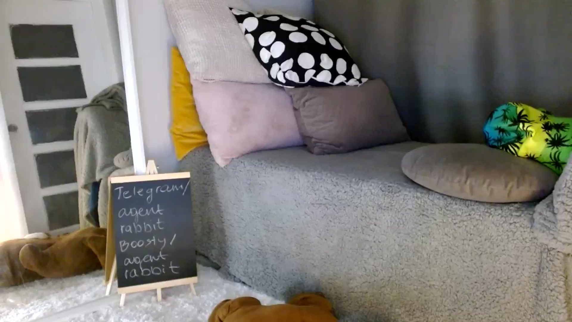 Gallery image thumbnail from AgentRabbit's myfreecams stream on, 07/09/2024, 19:04 image 2 of 20