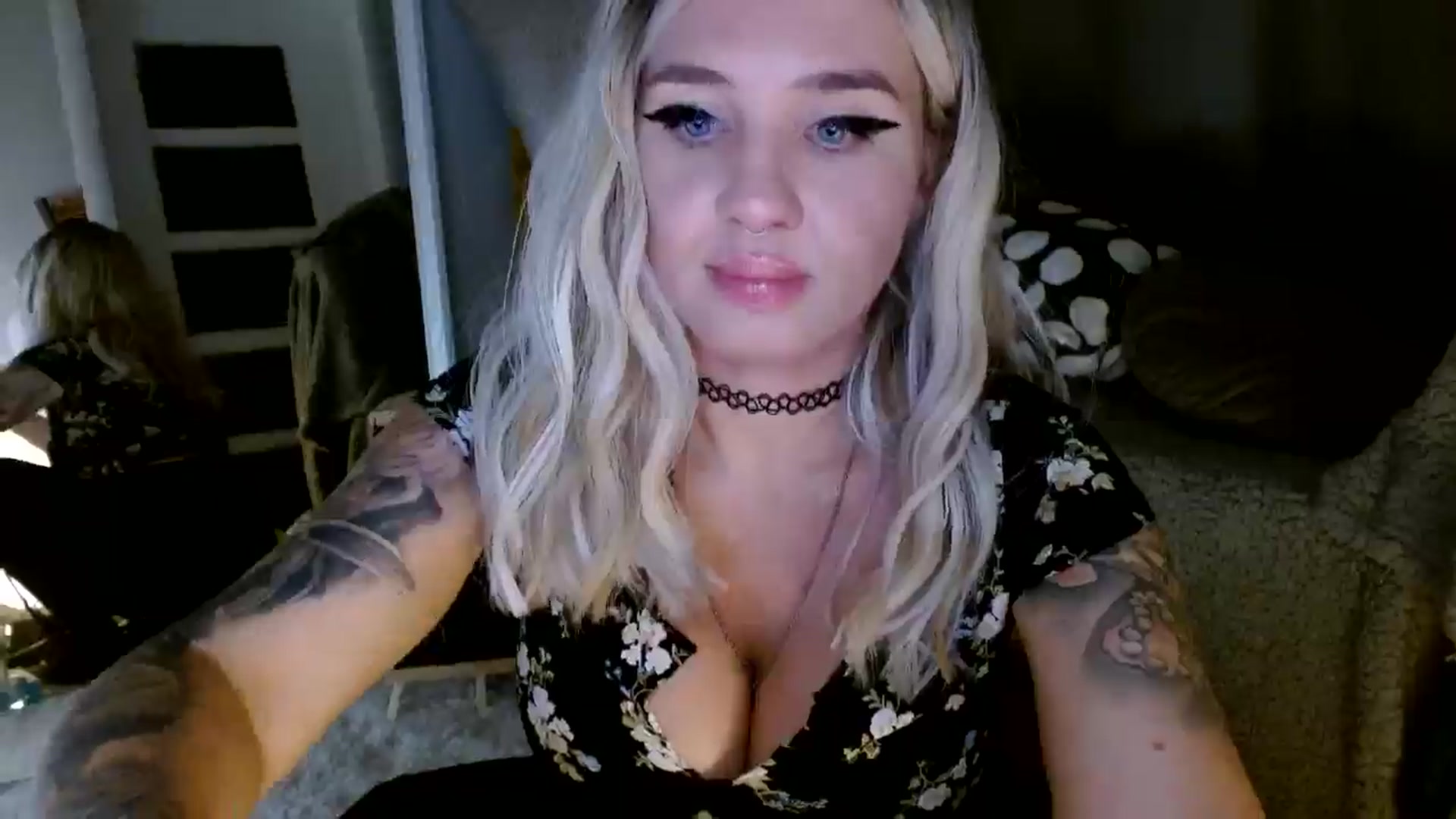 Gallery image thumbnail from AgentRabbit's myfreecams stream on, 07/09/2024, 20:09 image 19 of 20