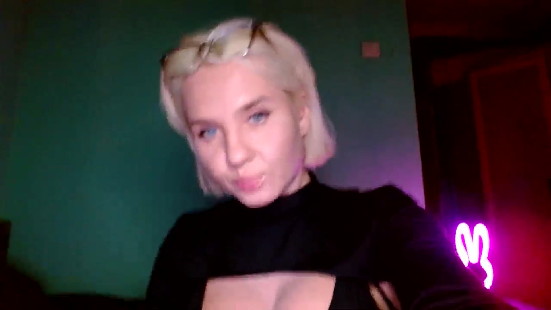 Gallery image thumbnail from AgentRabbit's myfreecams stream on, 07/17/2024, 18:57 image 20 of 20