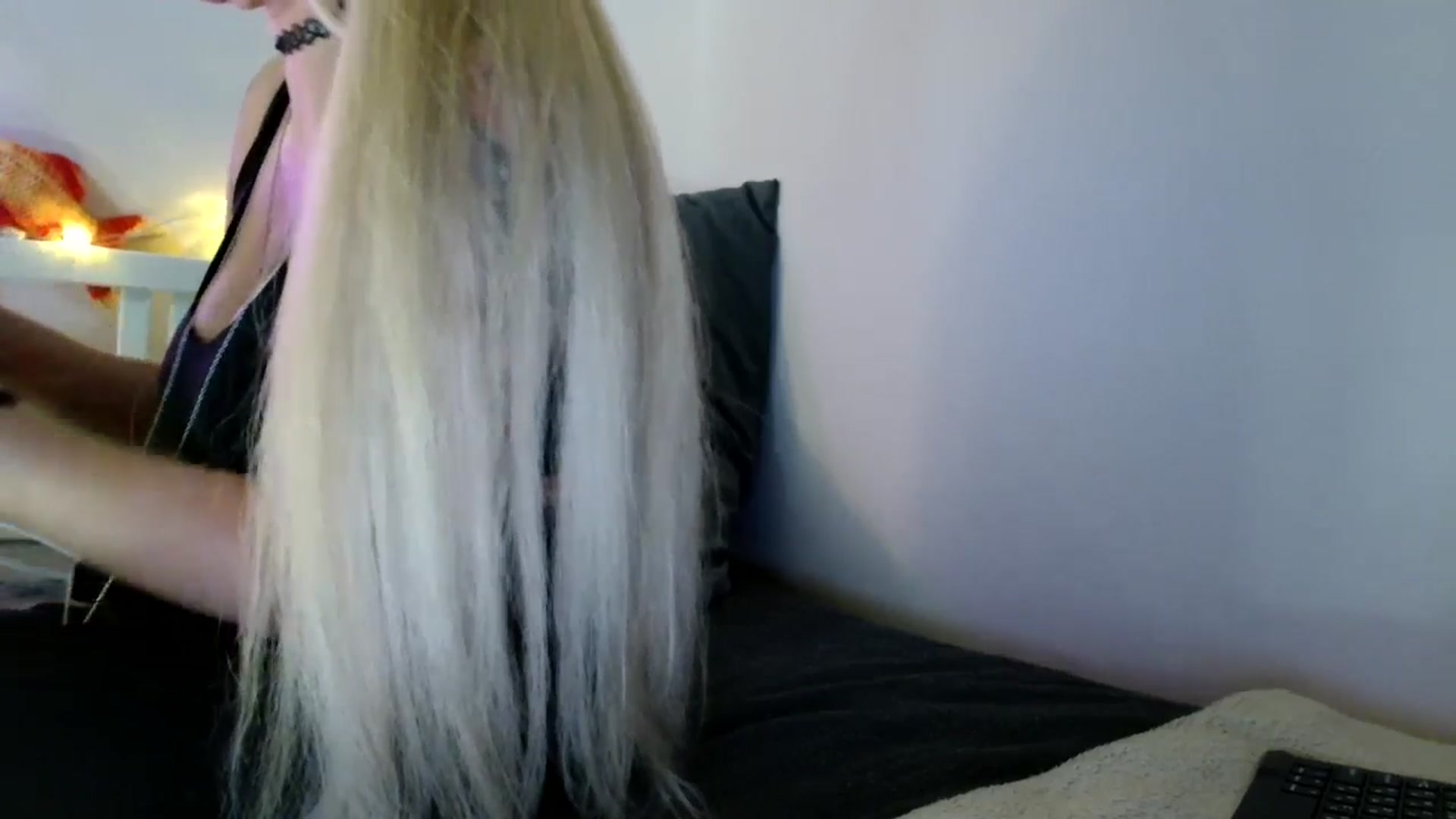 Gallery image thumbnail from AgentRabbit's myfreecams stream on, 07/28/2024, 16:07 image 7 of 20