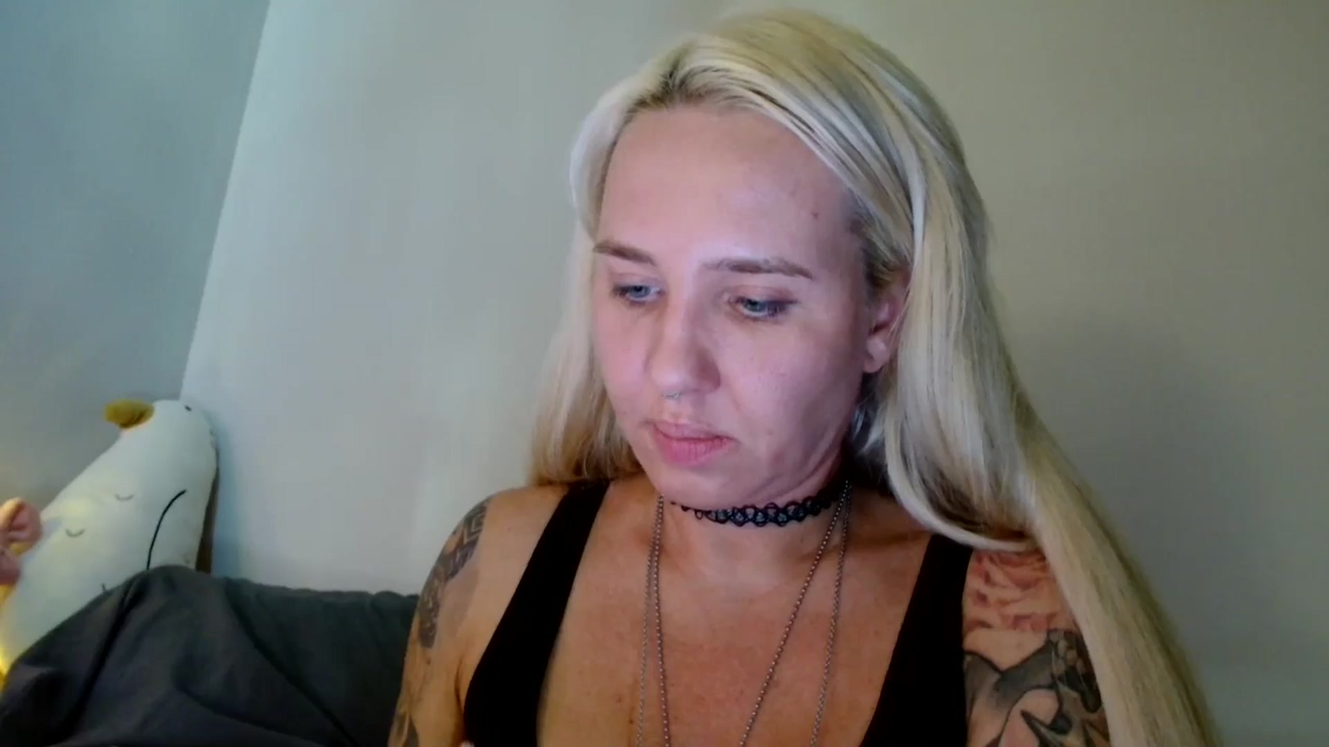 Gallery image thumbnail from AgentRabbit's myfreecams stream on, 07/28/2024, 16:07 image 11 of 20