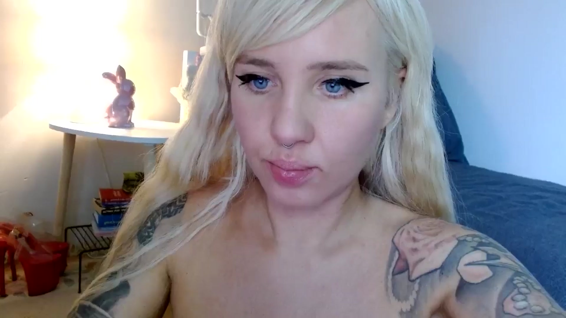 Gallery image thumbnail from AgentRabbit's myfreecams stream on, 08/01/2024, 09:41 image 8 of 20