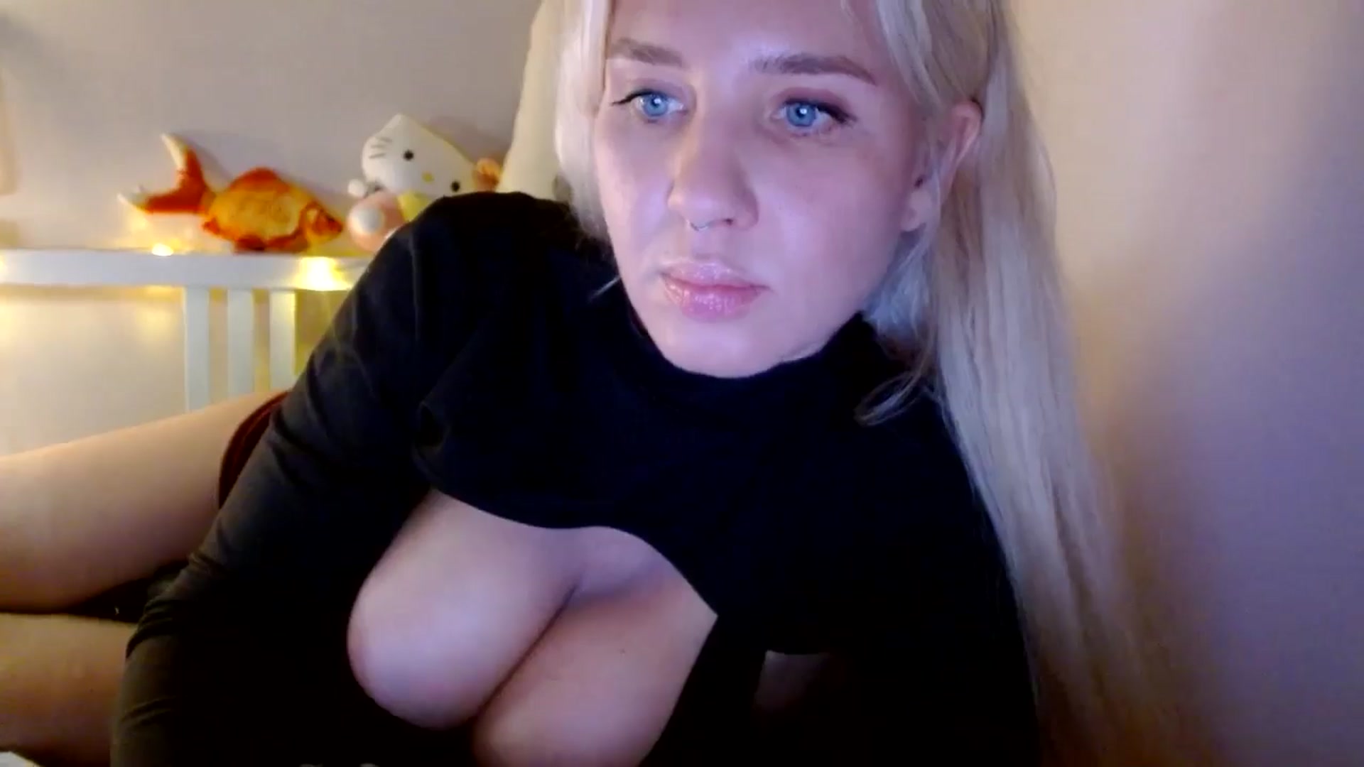 Gallery image thumbnail from AgentRabbit's myfreecams stream on, 08/02/2024, 22:43 image 5 of 20