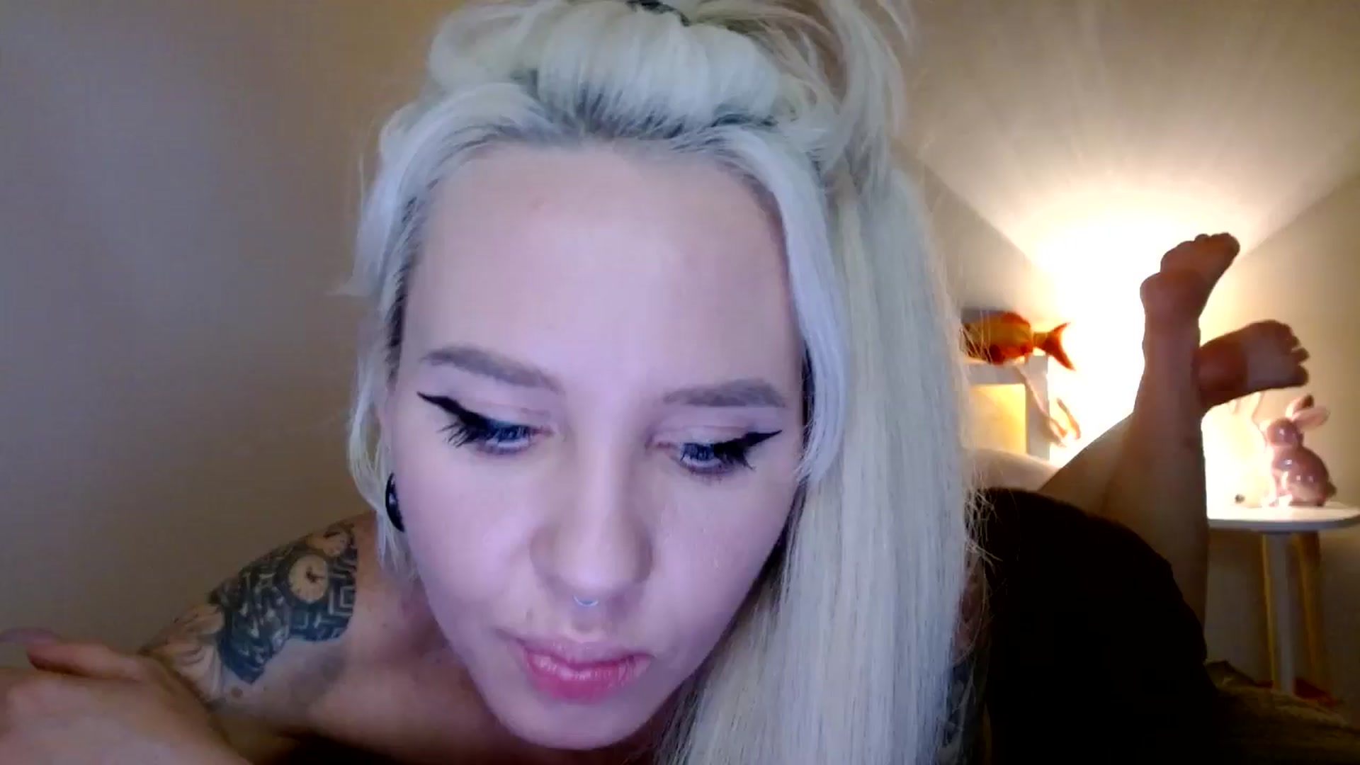 Gallery image thumbnail from AgentRabbit's myfreecams stream on, 08/20/2024, 11:10 image 18 of 20