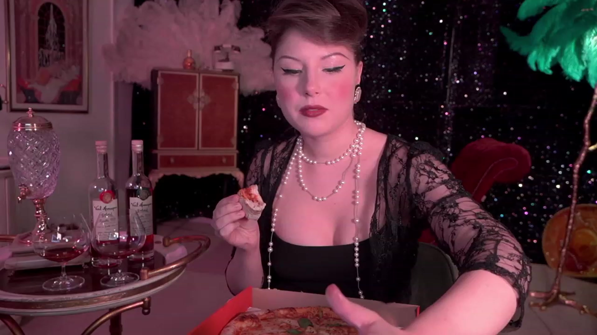 Gallery image thumbnail from AgentTease's myfreecams stream on, 12/03/2022, 03:13 image 6 of 20