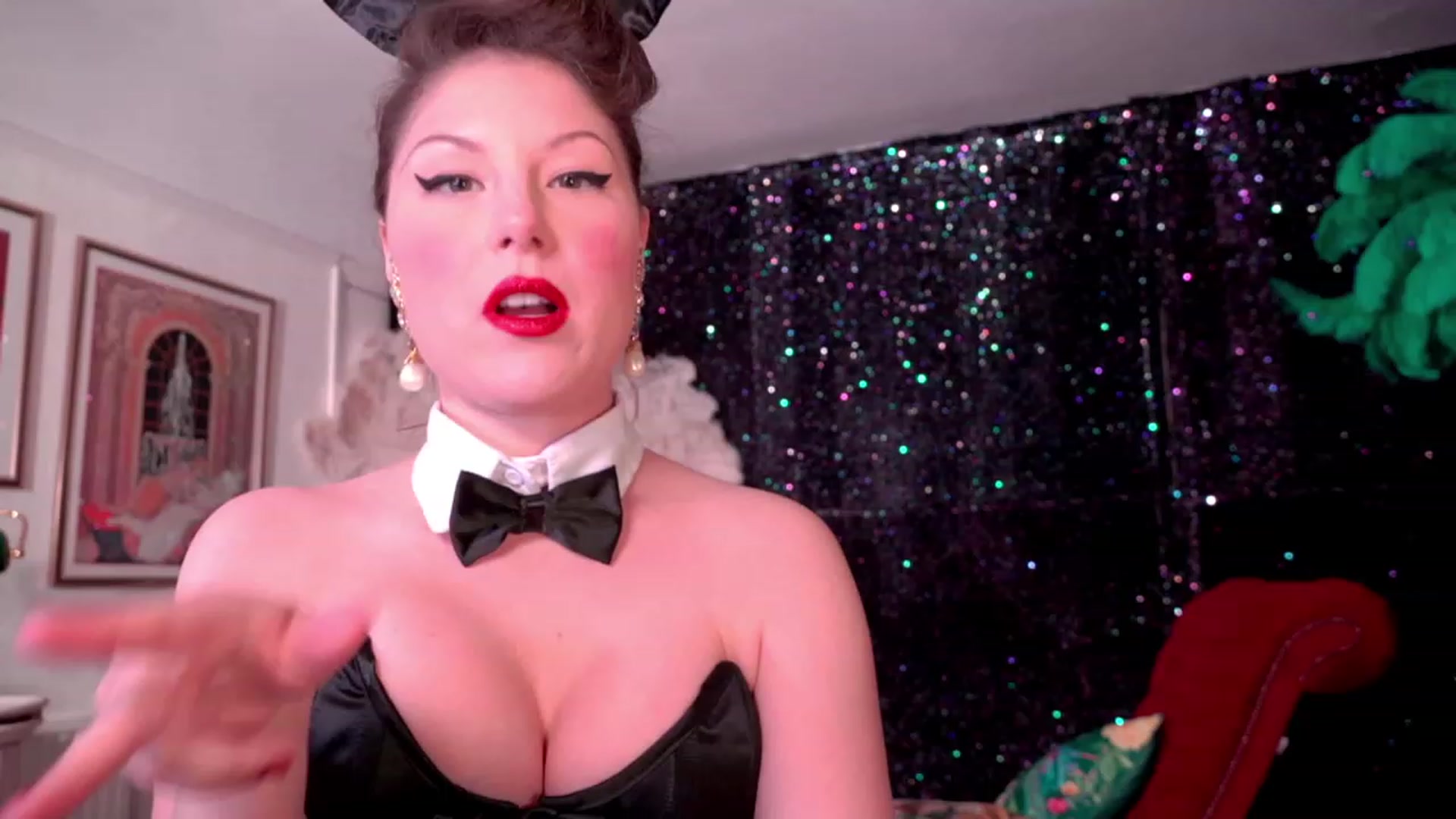 Gallery image thumbnail from AgentTease's myfreecams stream on, 12/11/2022, 03:38 image 2 of 20