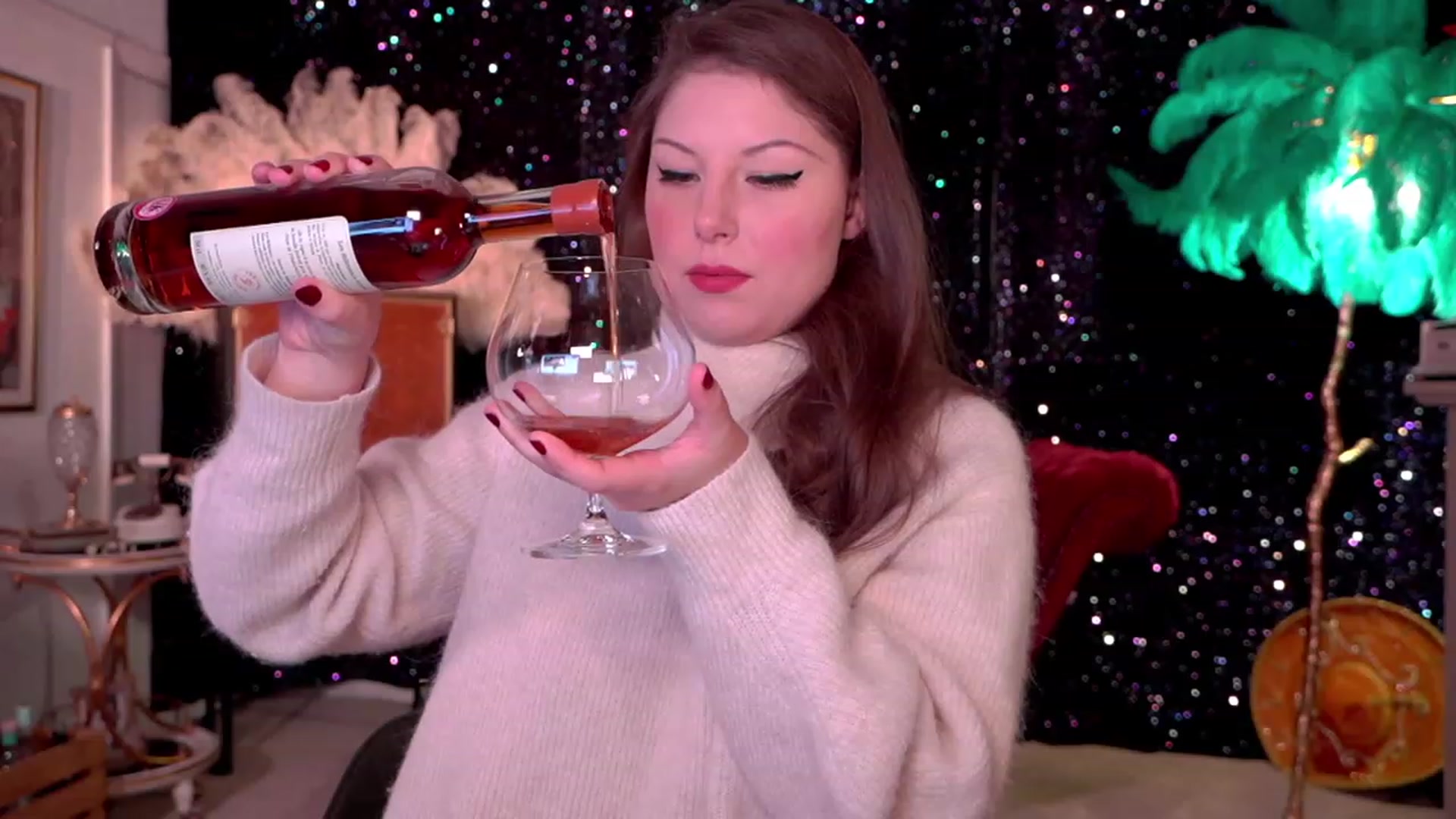 Gallery image thumbnail from AgentTease's myfreecams stream on, 12/13/2022, 02:44 image 5 of 20