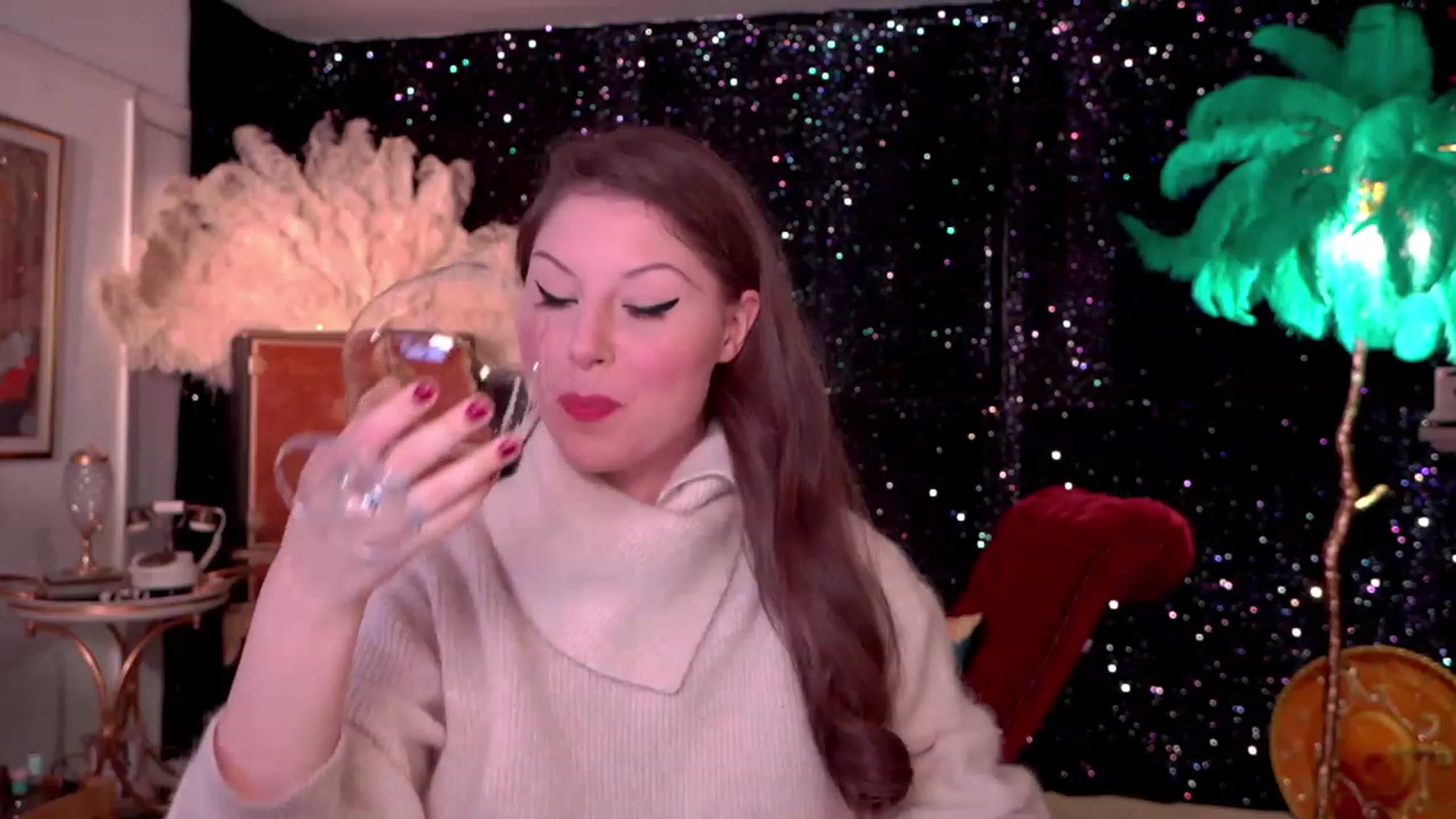 Gallery image thumbnail from AgentTease's myfreecams stream on, 12/13/2022, 02:44 image 8 of 20