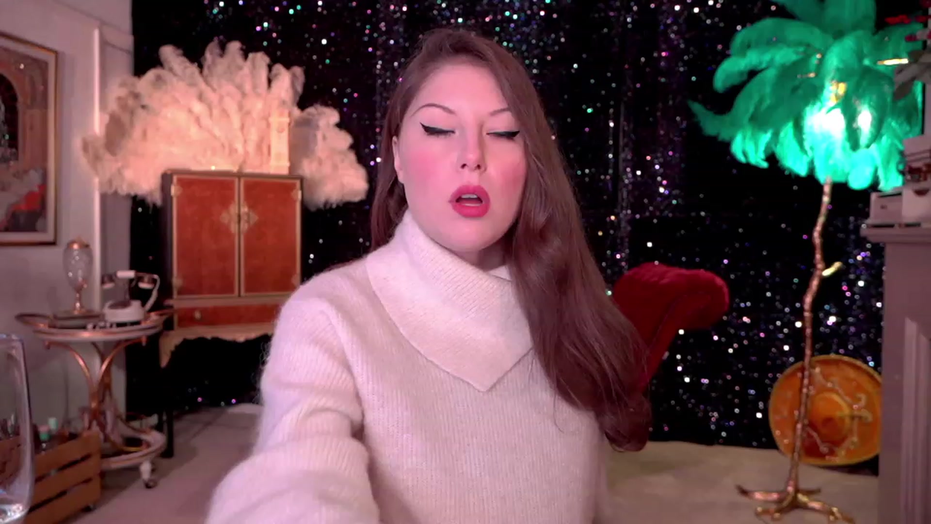 Gallery image thumbnail from AgentTease's myfreecams stream on, 12/13/2022, 02:44 image 2 of 20