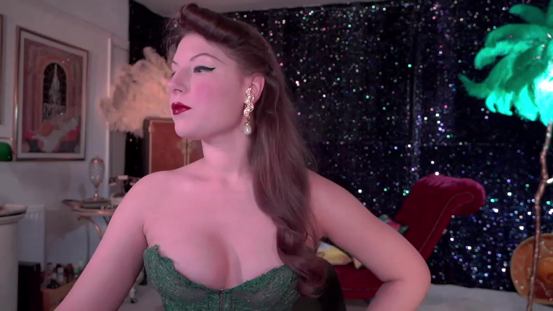 Gallery image thumbnail from AgentTease's myfreecams stream on, 12/17/2022, 03:26 image 1 of 20