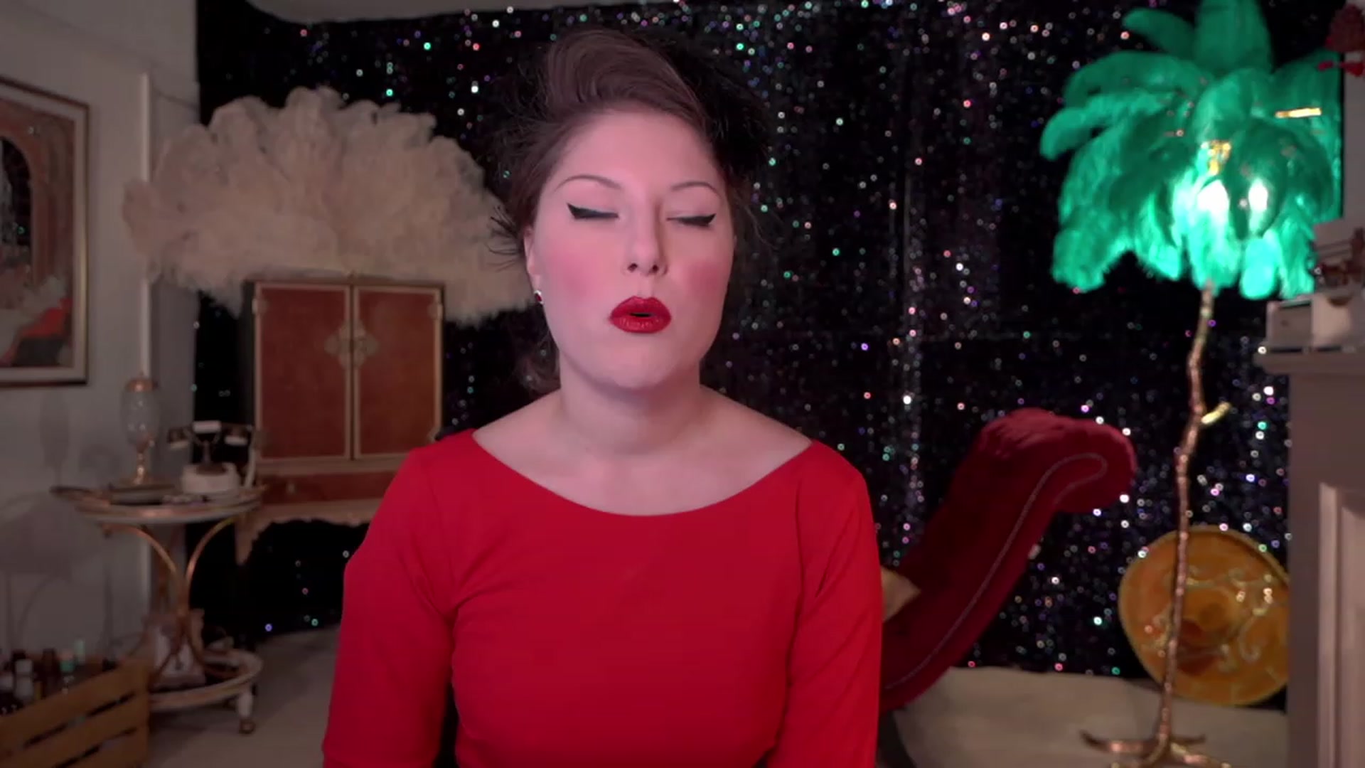 Gallery image thumbnail from AgentTease's myfreecams stream on, 12/27/2022, 24:42 image 6 of 20