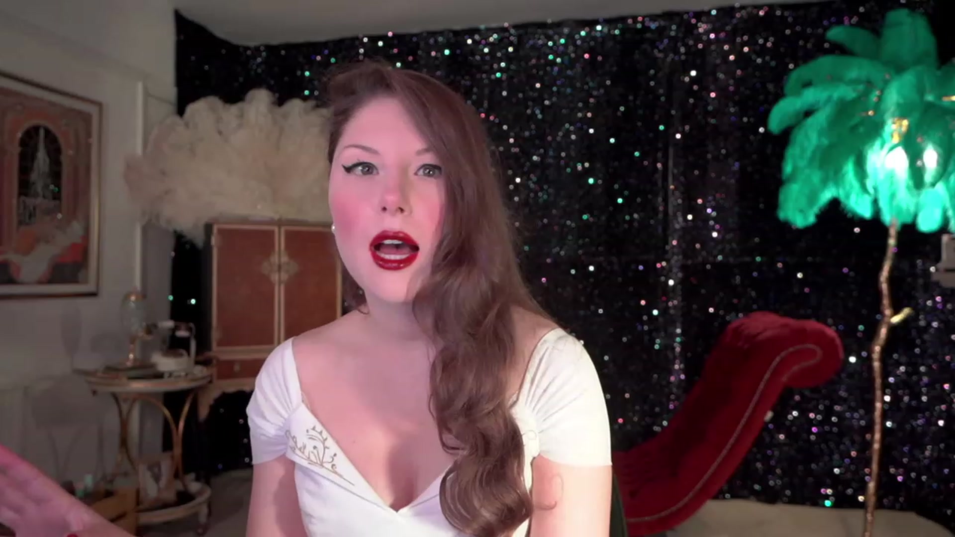 Gallery image thumbnail from AgentTease's myfreecams stream on, 12/28/2022, 02:28 image 4 of 20
