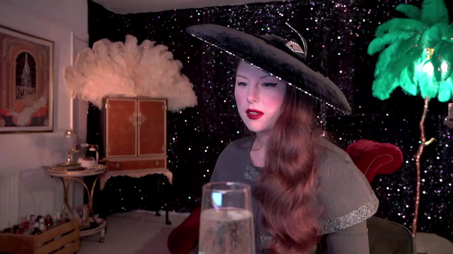 Gallery image thumbnail from AgentTease's myfreecams stream on, 12/31/2022, 02:32 image 6 of 20