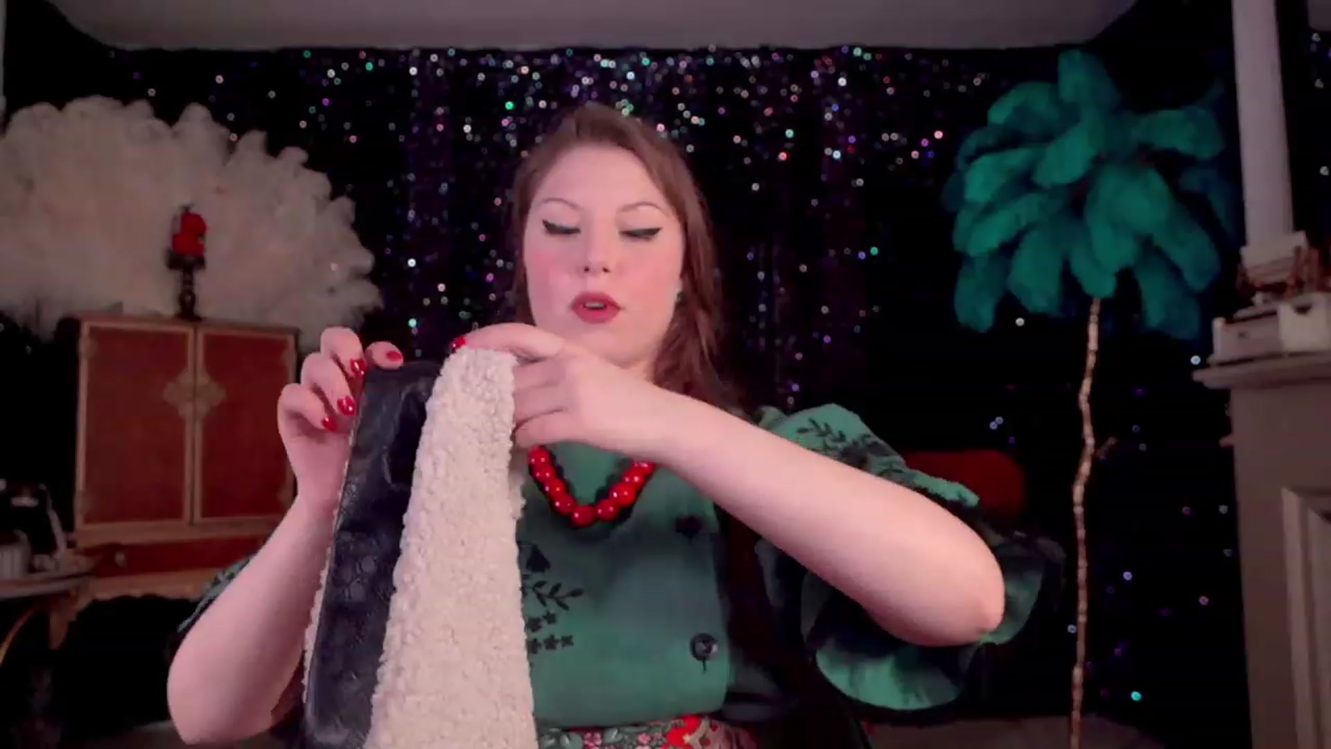 Gallery image thumbnail from AgentTease's myfreecams stream on, 02/24/2023, 24:01 image 14 of 20