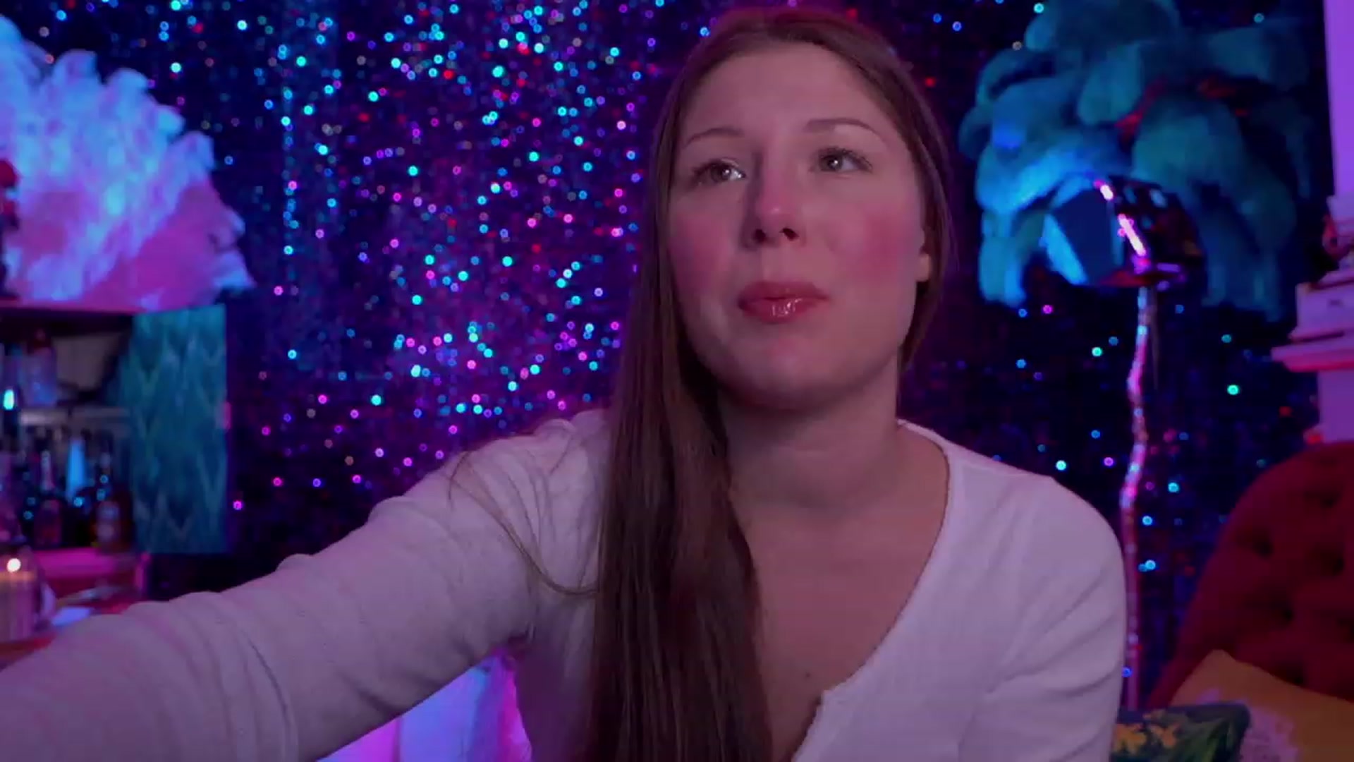Gallery image thumbnail from AgentTease's myfreecams stream on, 03/08/2023, 04:17 image 14 of 20