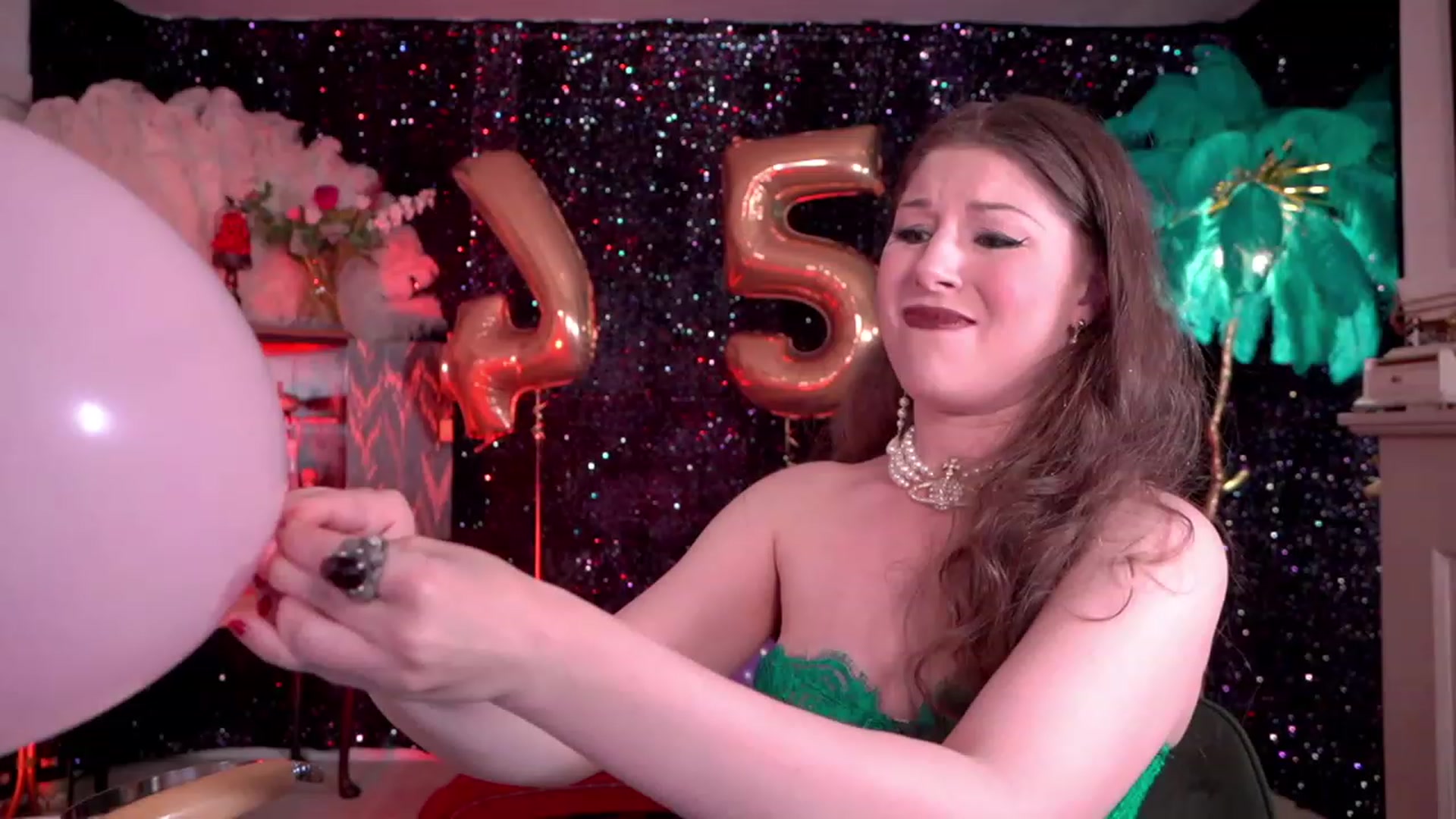 Gallery image thumbnail from AgentTease's myfreecams stream on, 05/27/2023, 24:04 image 17 of 20