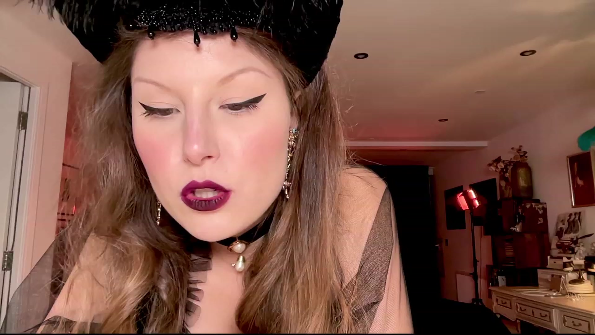 Gallery image thumbnail from AgentTease's myfreecams stream on, 02/20/2024, 01:15 image 6 of 20