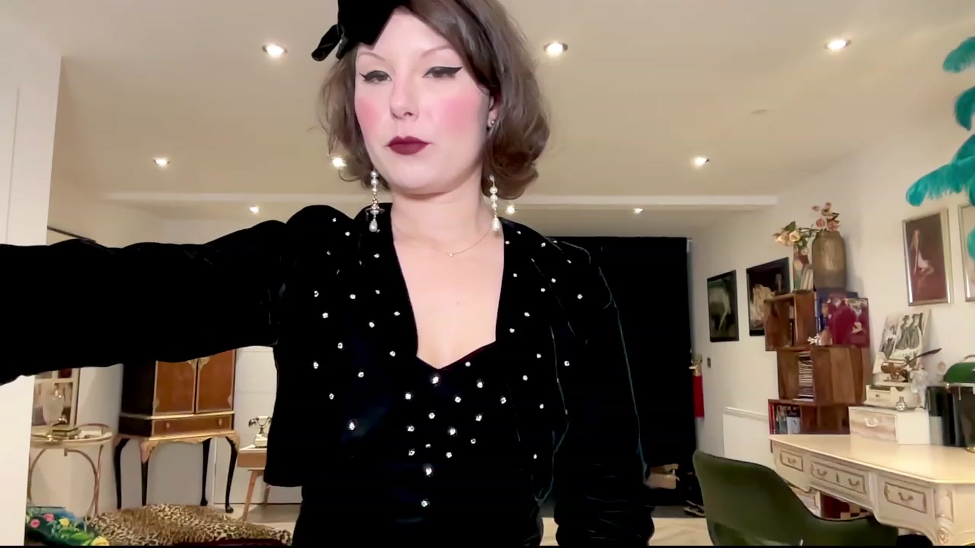 Gallery image thumbnail from AgentTease's myfreecams stream on, 02/24/2024, 24:01 image 4 of 20