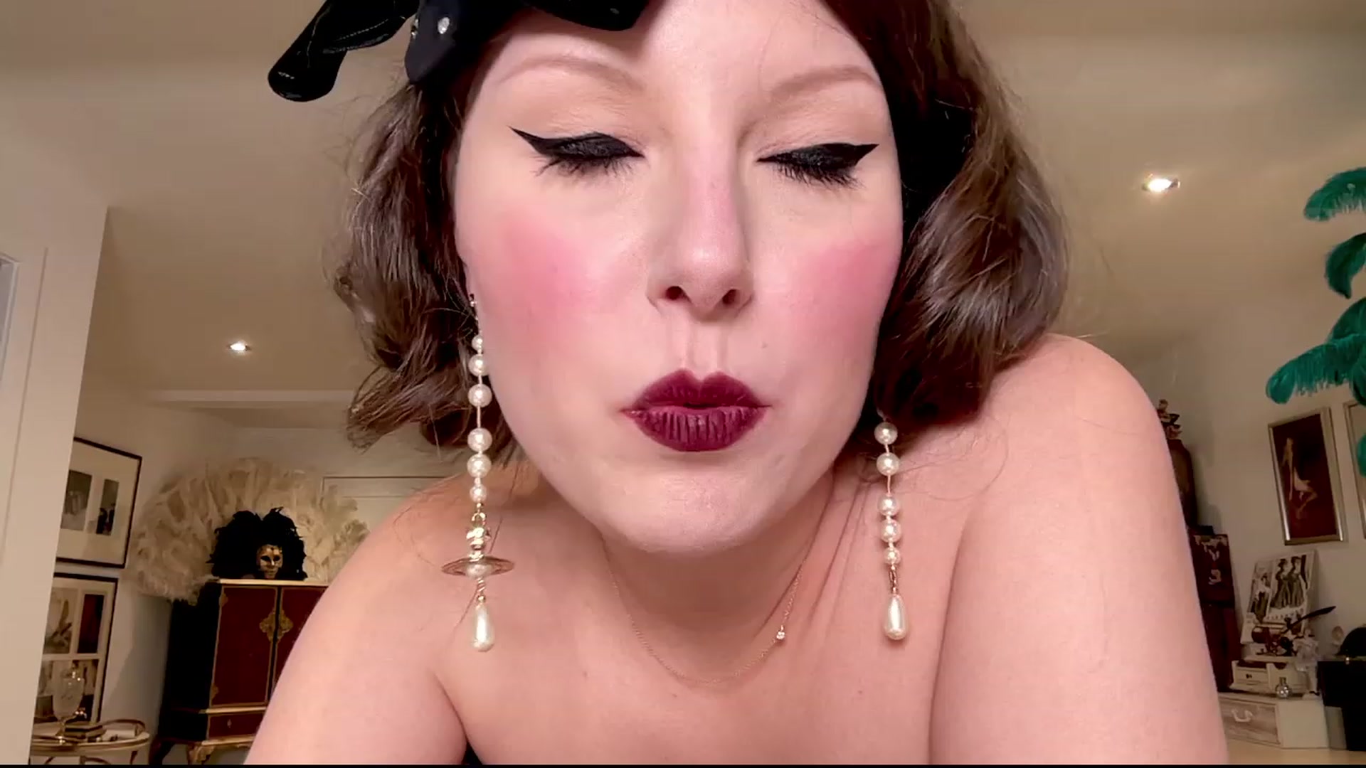 Gallery image thumbnail from AgentTease's myfreecams stream on, 02/24/2024, 01:25 image 14 of 20