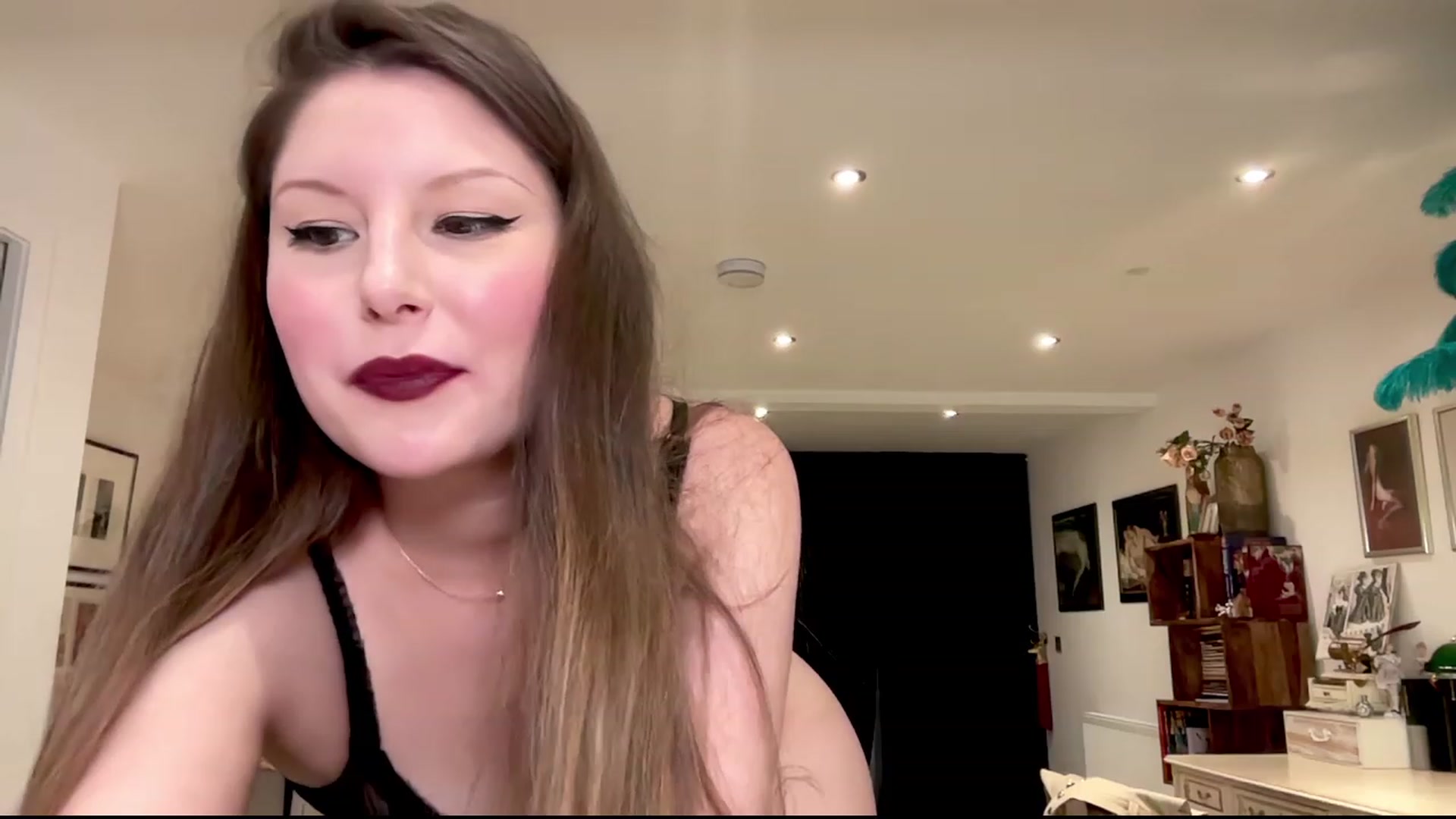 Gallery image thumbnail from AgentTease's myfreecams stream on, 02/28/2024, 03:27 image 6 of 20