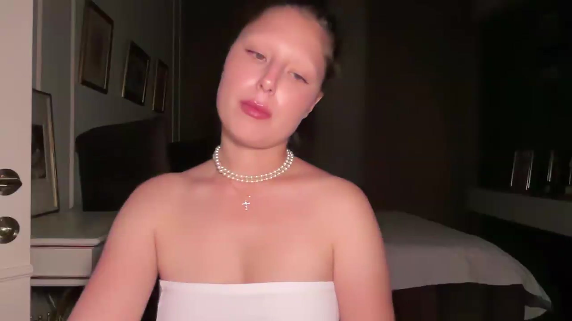 Gallery image thumbnail from AgentTease's myfreecams stream on, 09/14/2026, 17:29 image 20 of 20