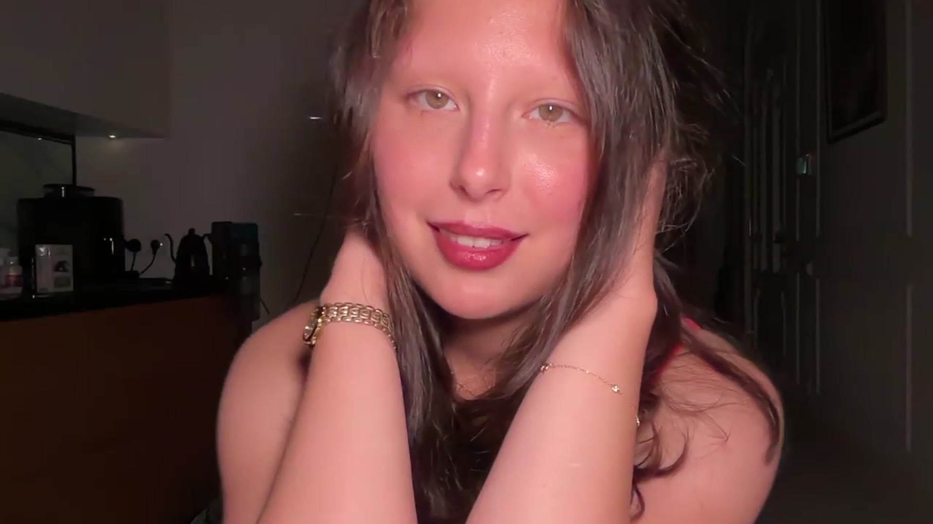 Gallery image thumbnail from AgentTease's myfreecams stream on, 09/24/2026, 17:03 image 15 of 20