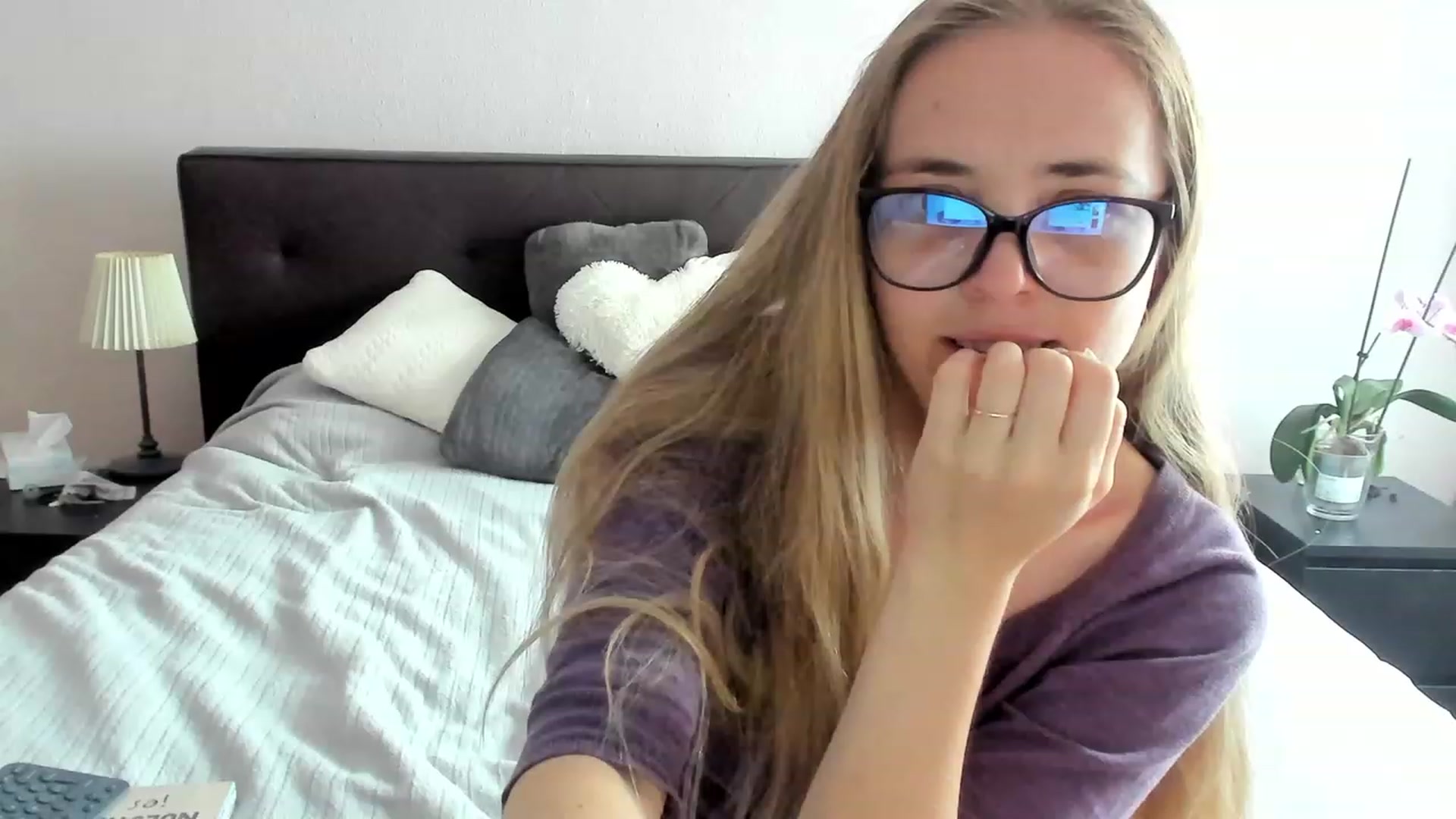 Gallery image thumbnail from Agent_Mia's myfreecams stream on, 05/21/2023, 15:02 image 1 of 20